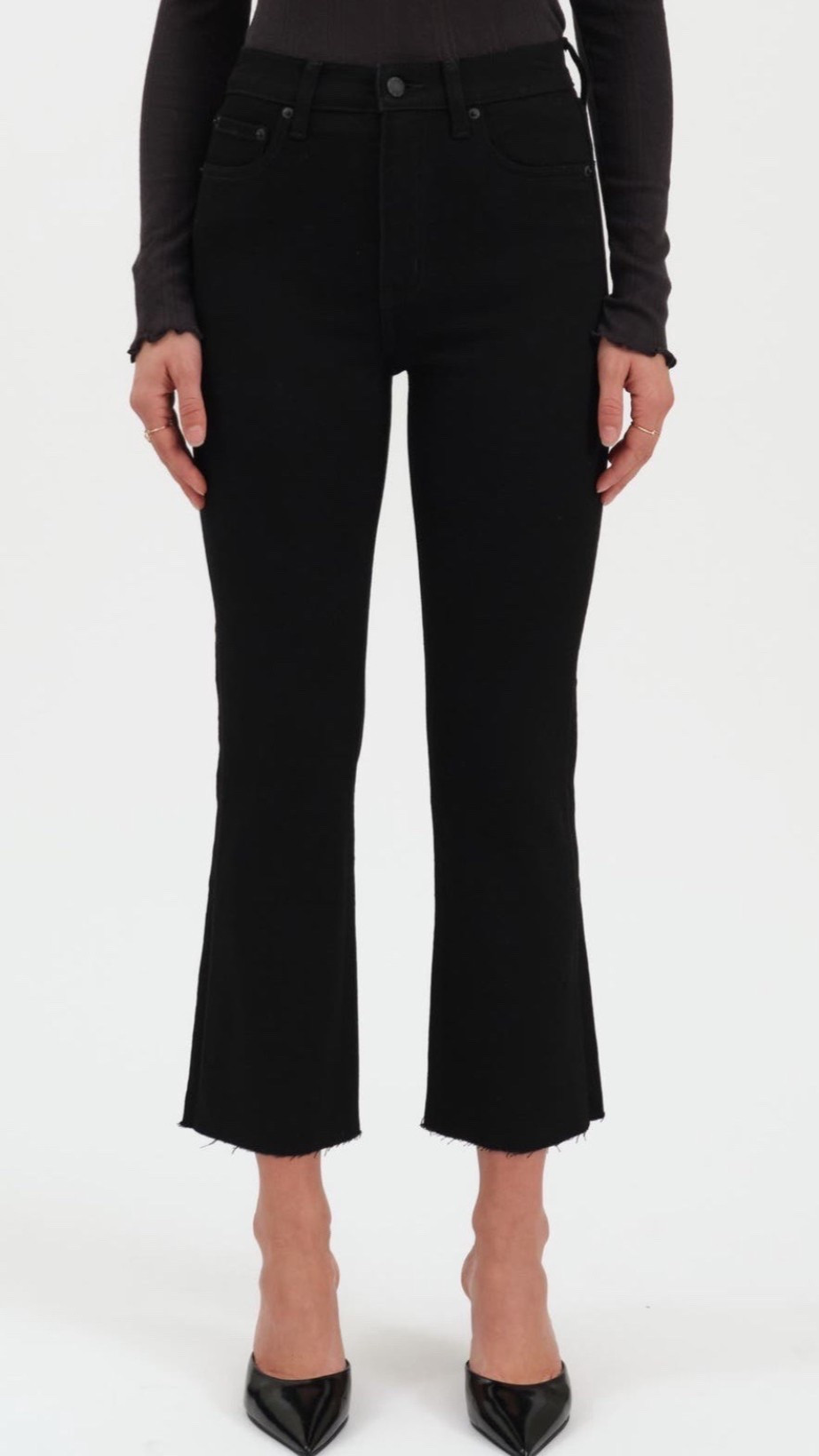 The BEST black denim that looks so $$ only $94! RUN

#LTKWorkwear #LTKFindsUnder100 #LTKStyleTip