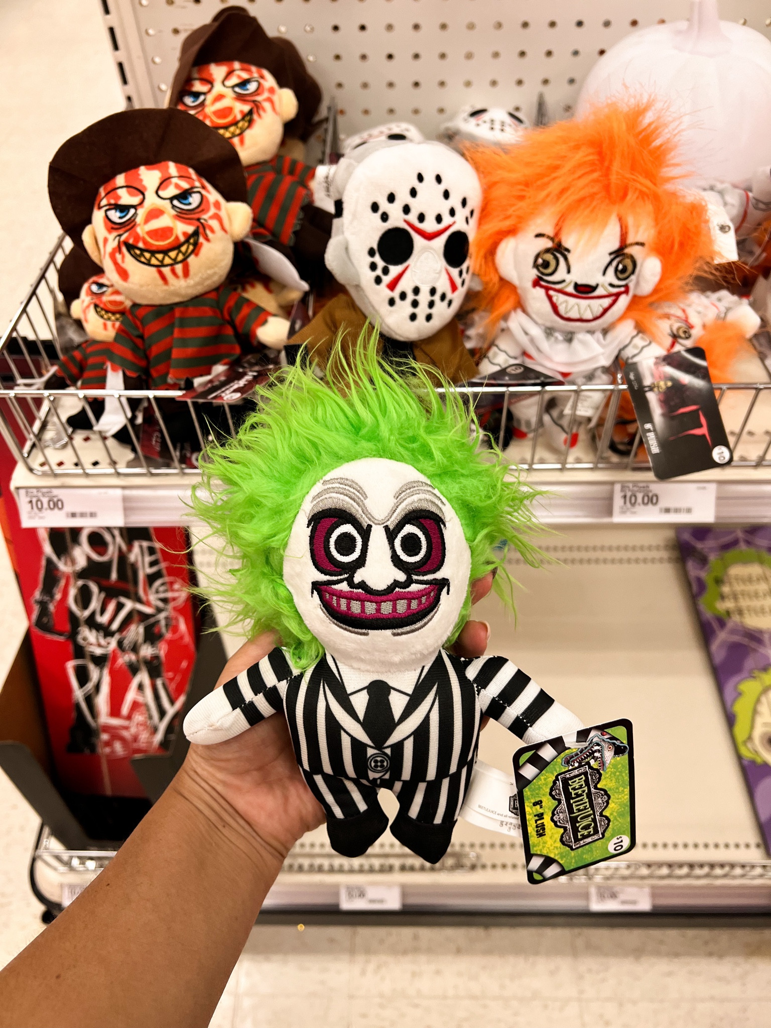 Horror plushies 🥹🖤👻

Target finds, Halloween finds, backpack clips, spooky szn

#LTKHome #LTKSeasonal