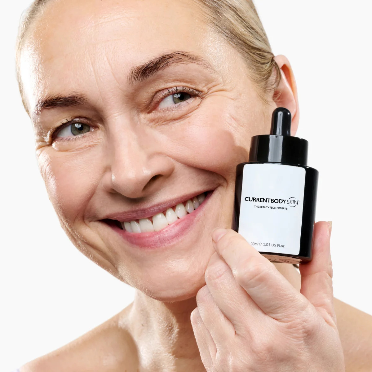 Green Tea Serum | Serum for LED Light Therapy | Currentbody US & Canada
