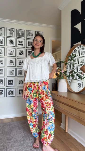 these floral pants are perf for summer!

size small!

anthro, anthropologie, anthro finds, baublebar, floral pants, summer outfit inspo, spring outfit inspo, hallie ragan

#LTKMothersDay #LTKgrwm #LTKootd