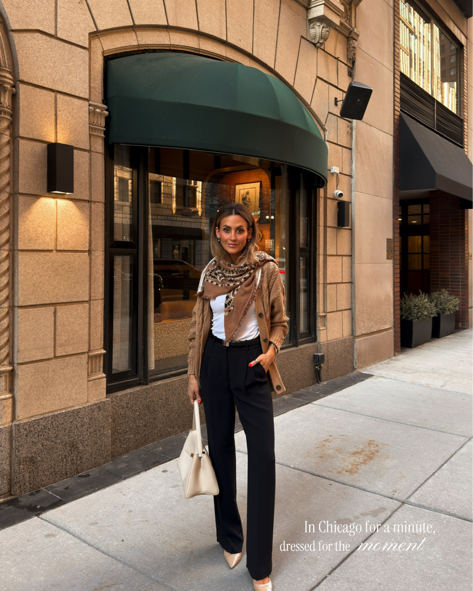 What I wore + what we did while apartment hunting in Chicago 🏙️✨ A mix of walking through different neighborhoods, touring apartments, grabbing coffee in between, and trying to picture what life here could look like.
Comment CHICAGO for links!🤍

#LTKTravel #LTKdayinmylife #LTKootd