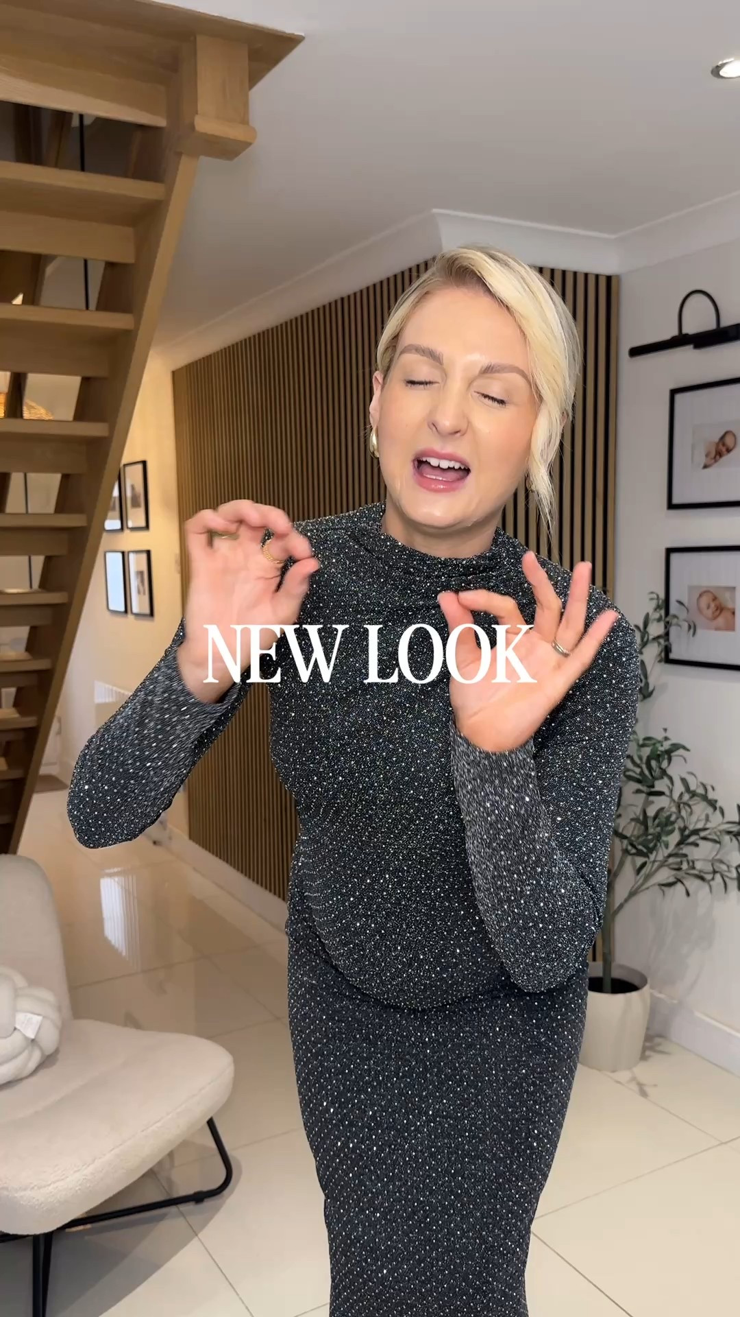 Okurrr 👀 NEW LOOK PARTYWEAR HAUL incoming and it’s a good one!😍 think glam, Christmas but also super comfy, stretchy, bump snd BLOAT friendly!! Go go go 🪩

I can’t decide on my fave one 👀 HELP⬇️⬇️

#LTKfestive #LTKuk #LTKdresses