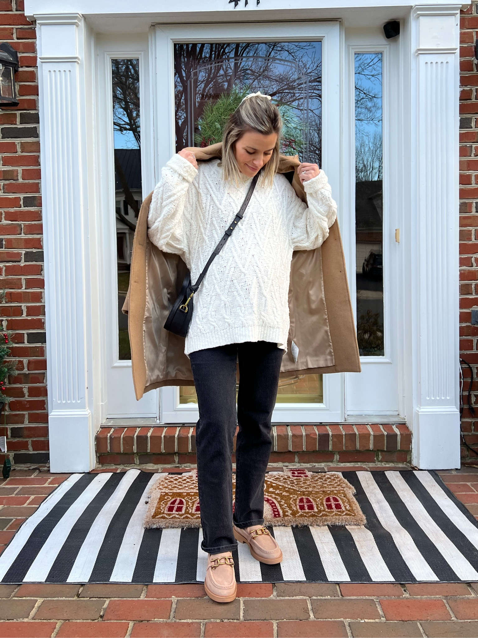 Maternity jeans 

#LTKbump #LTKsalealert #LTKfindsunder100