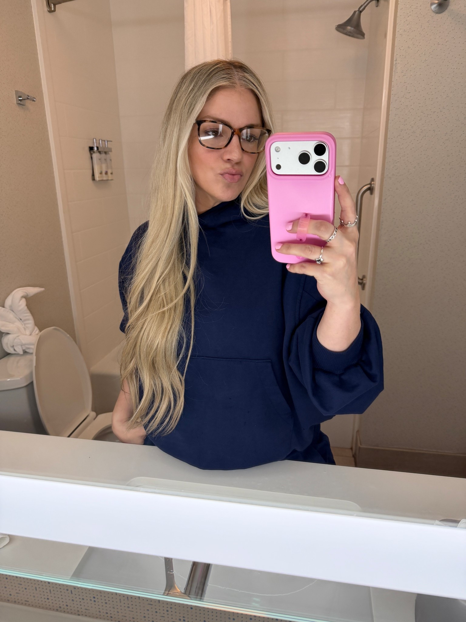 Wore this matching set on our roadtrip and it was so comfy! Lots of colors to choose from. I’m wearing the navy and I have size small in both!

#LTKTravel #LTKOver40 #LTKActive