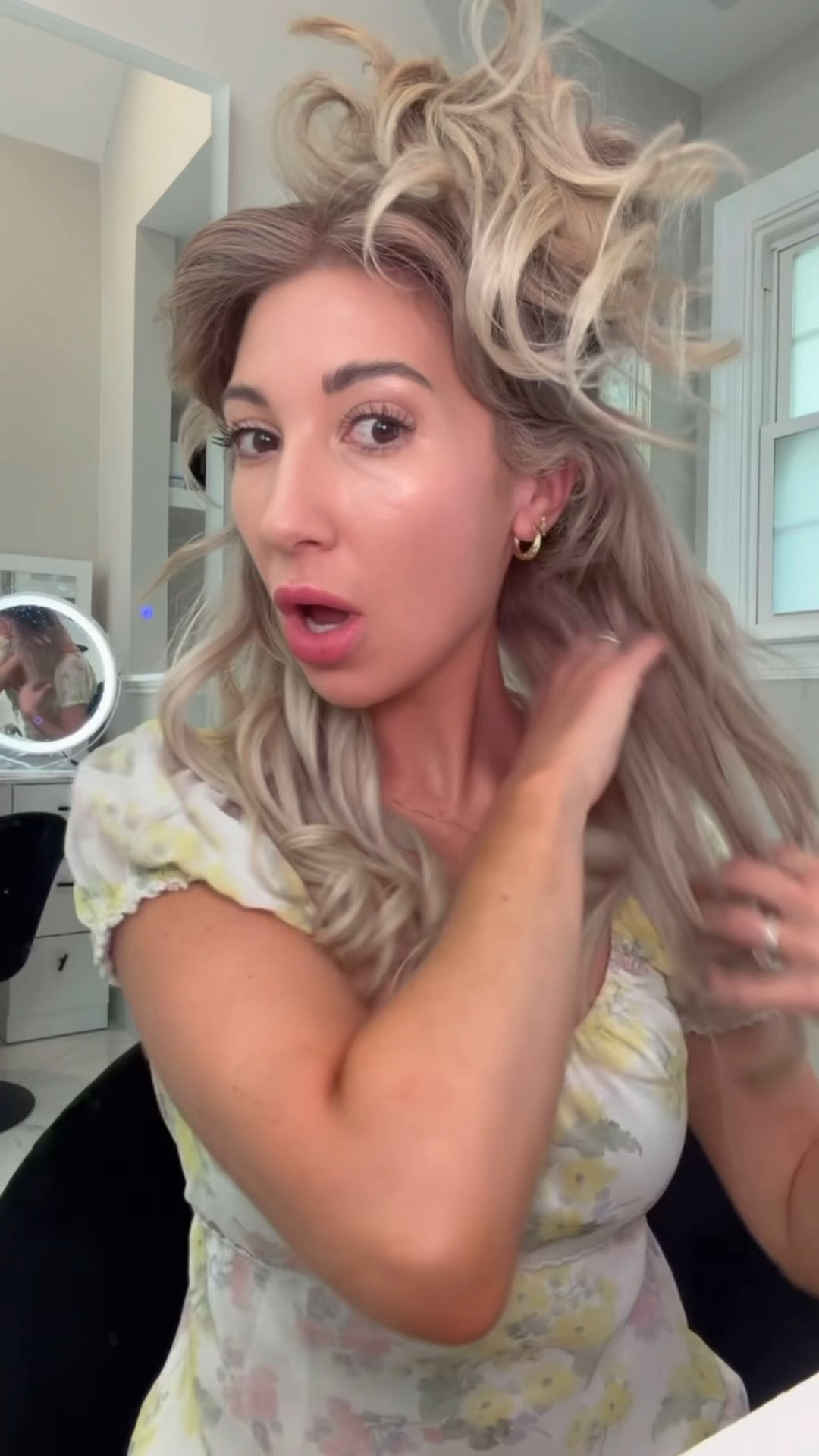 Obsessed with this automatic curler for your hair 🤍


NO BURNING RISKS, NO TANGLES - Designed with a cool-to-the-touch 360° anti-scald design, the automatic rotating hair curler is safe for both kids and adults.

#LTKBeauty #LTKmorningroutine #LTKgrwm