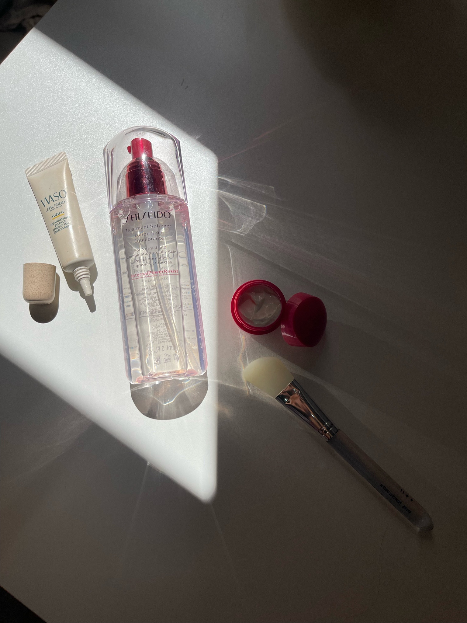 Como amo essa dupla de shiseido