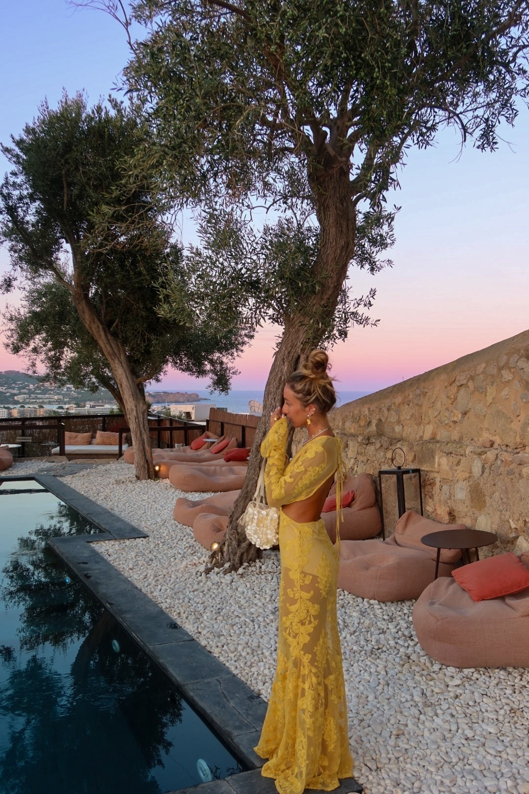 Stunning, yellow lace, long sleeve maxi dress

#LTKxVICI #LTKFindsUnder100 #LTKWedding