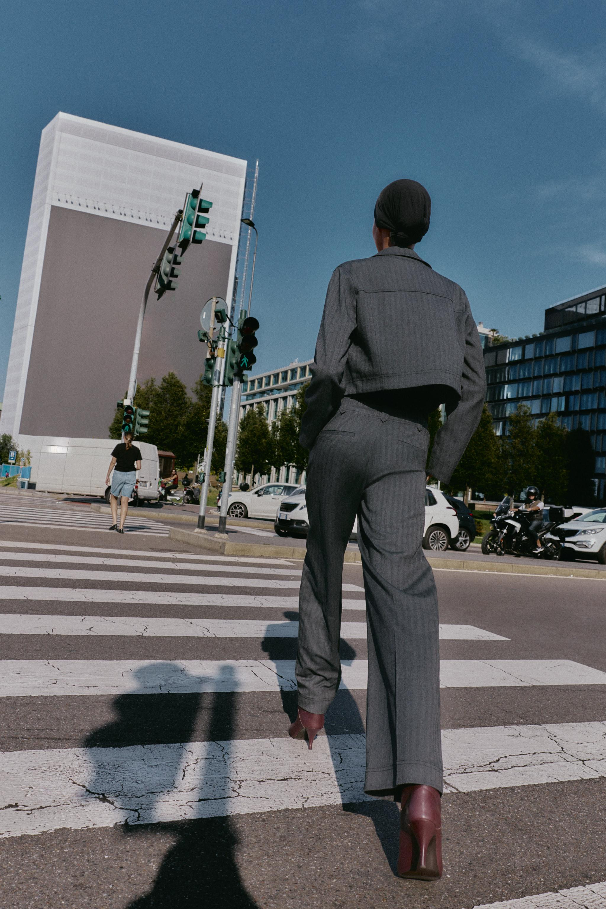 HERRINGBONE STRAIGHT-LEG TROUSERS | Zara UK