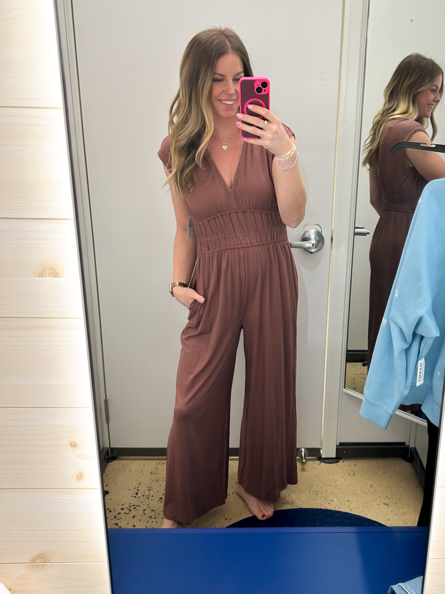 Super comfy jumpsuit! The fabric feels amazing, wearing size small. Currently on sale for $26 40% off! And available in 4 colors  

#LTKSaleAlert #LTKFindsUnder50 #LTKFindsUnder100