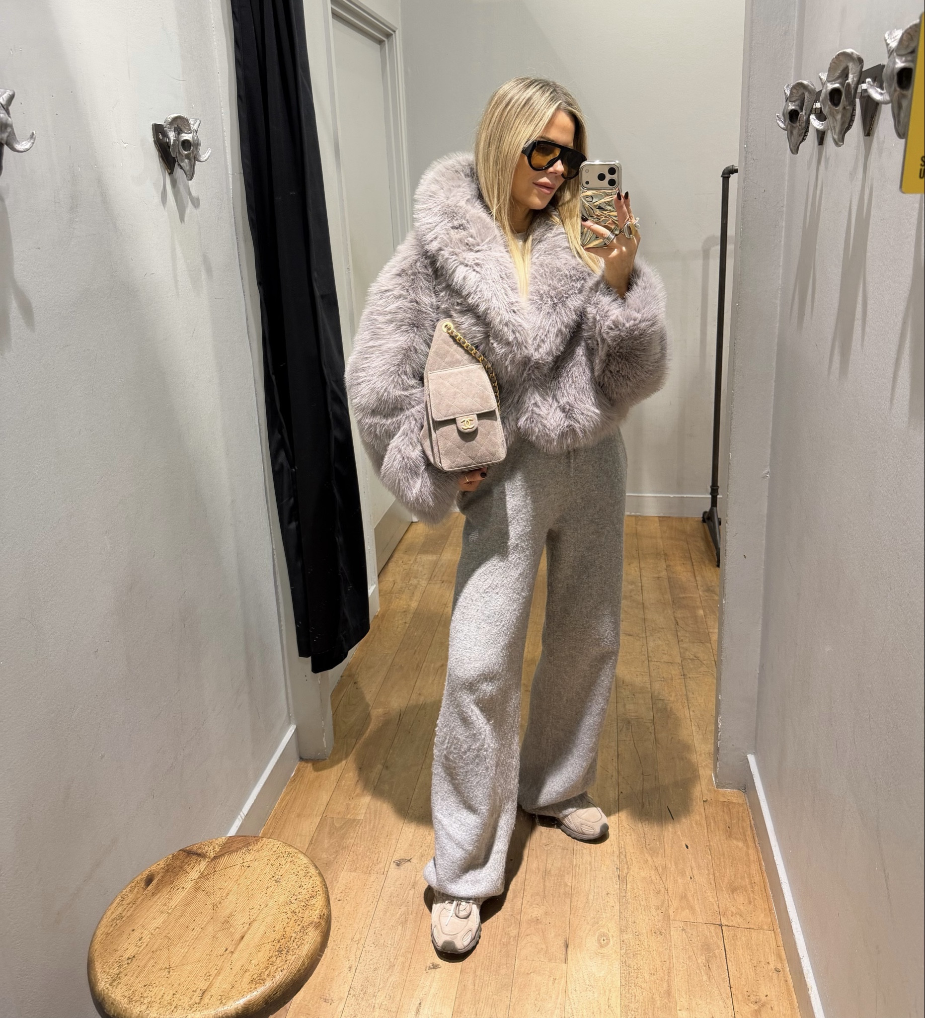 All grey everything 🩶🫶🏽 #fauxfur #winteroutfits #cosycasual 

#LTKuk #LTKwinter #LTKeurope