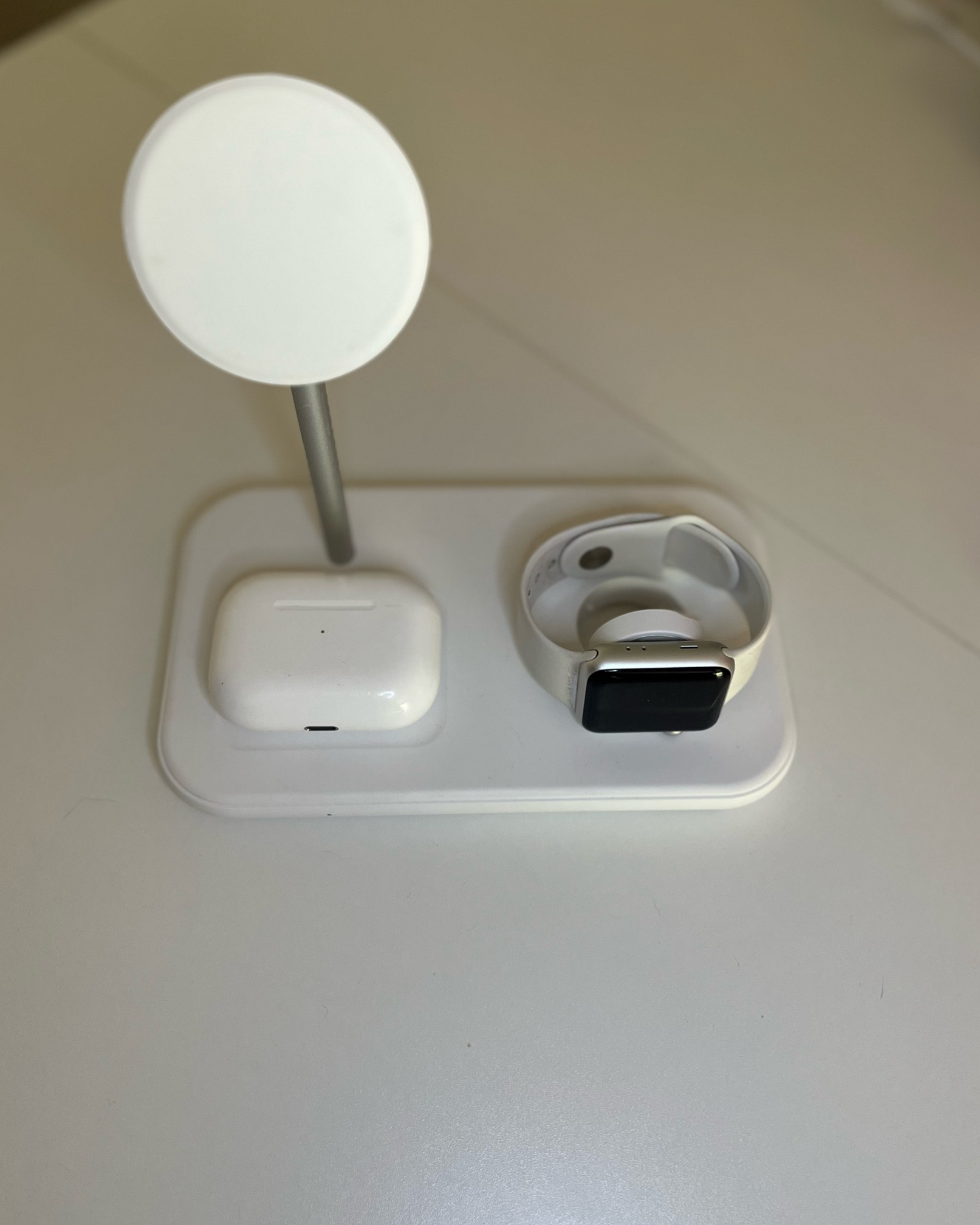 3-in-1 Charger from Best Buy

Tech  back to school  dorm essentials  back to college

#LTKstyletip #LTKSeasonal #LTKBacktoSchool