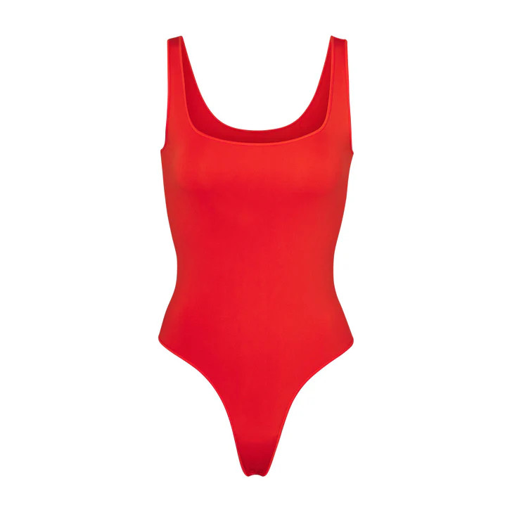 ESSENTIAL SCOOP NECK BODYSUIT | SKIMS (US)