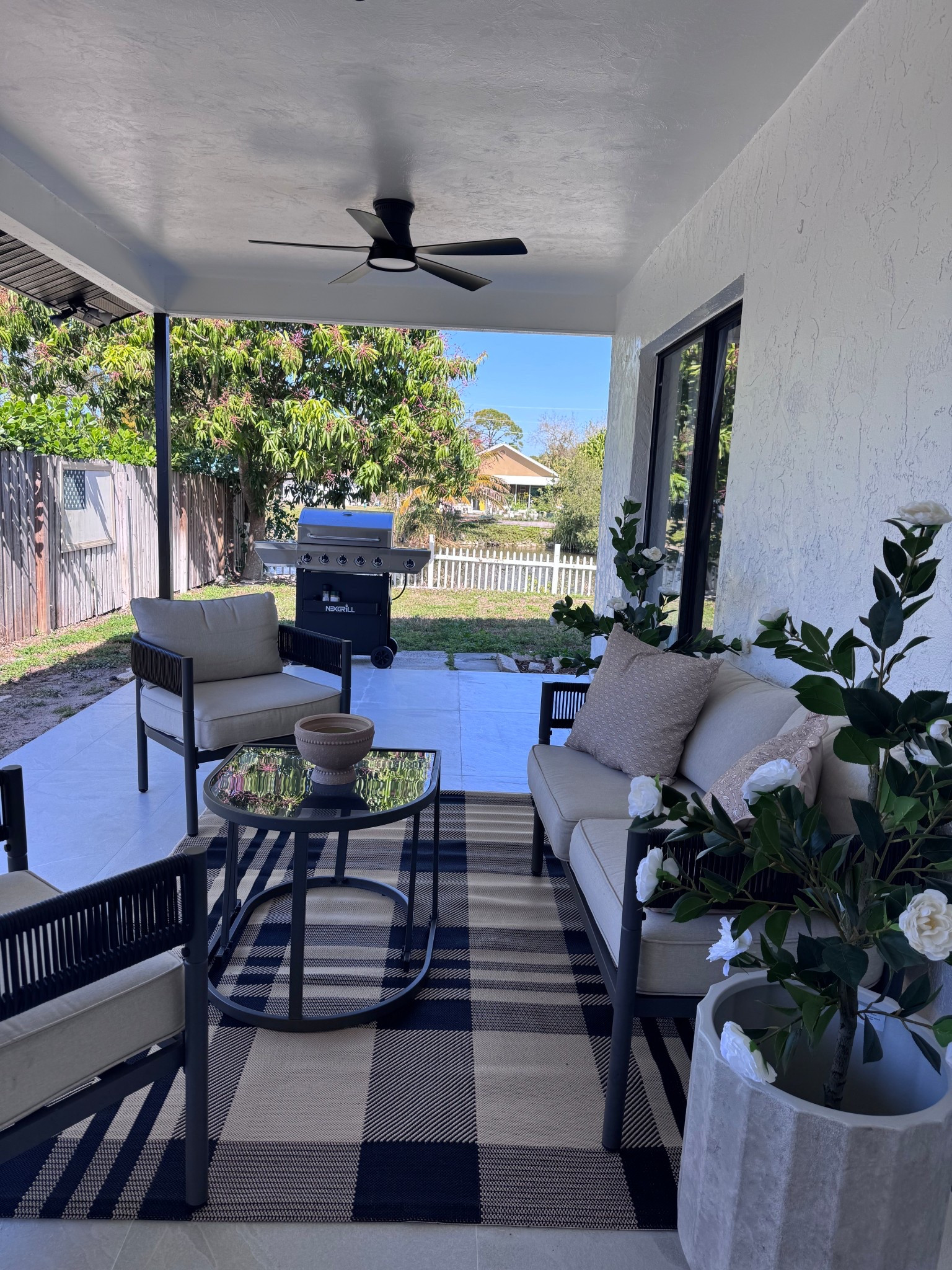 Spring 🌷Patio update 

#LTKSeasonal #LTKHome #LTKstorytime