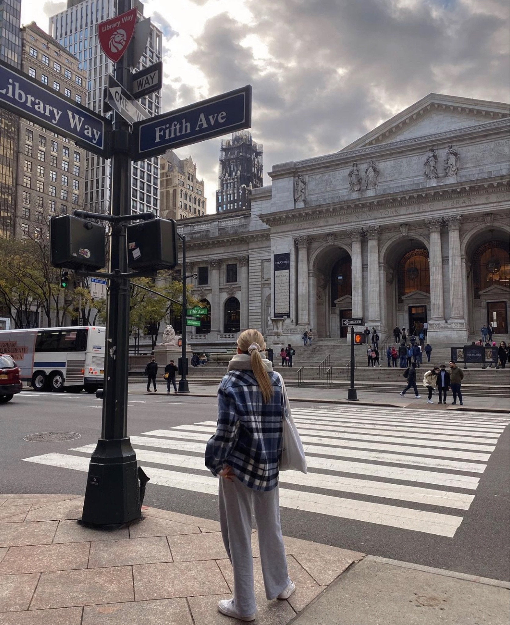 Princess Polly flannel jacket
Linked similar options from their website 🫶🏼