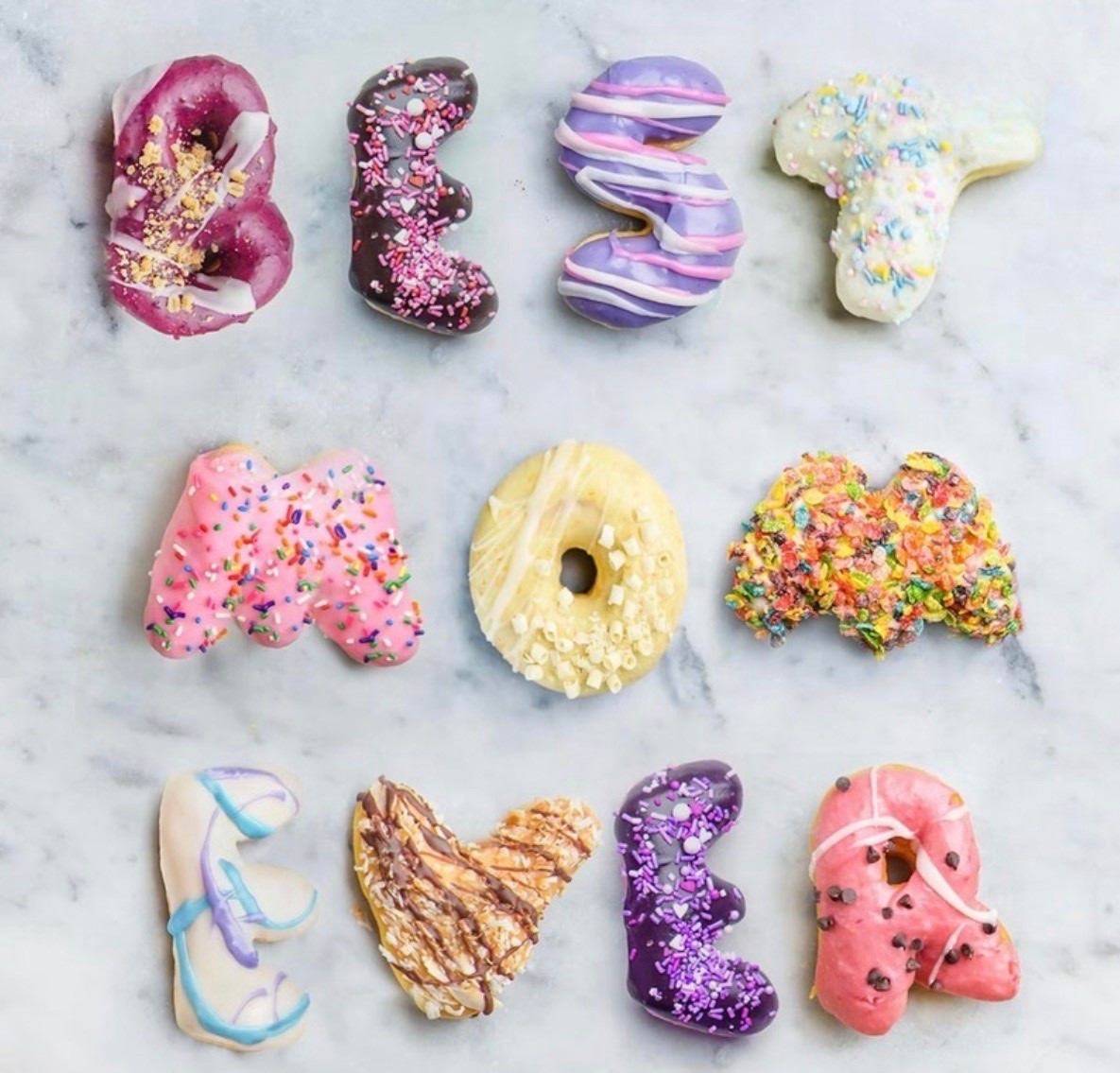 Give mom what she REALLY wants this year 😍🎁✨
Goldbelly Mother’s Day best sellers are next level… think iconic desserts, famous eats, and gifts that feel so thoughtful and special 🤍

$40 OFF your first two orders when you sign up 🤯
Skip the basic gift and get her something she’ll actually remember 💫

#MothersDayGifts #Goldbelly #GiftIdeas #FoodieGifts

#LTKmomlife #LTKfoodie #LTKMothersDay