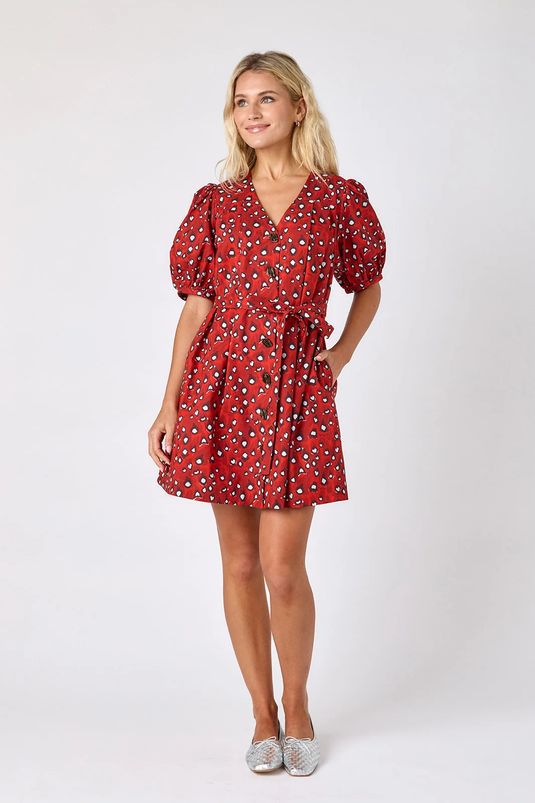 Stevie Dress | Relaxed V-Neck Puff Sleeve Dress | CROSBY by Mollie Burch | CROSBY by Mollie Burch