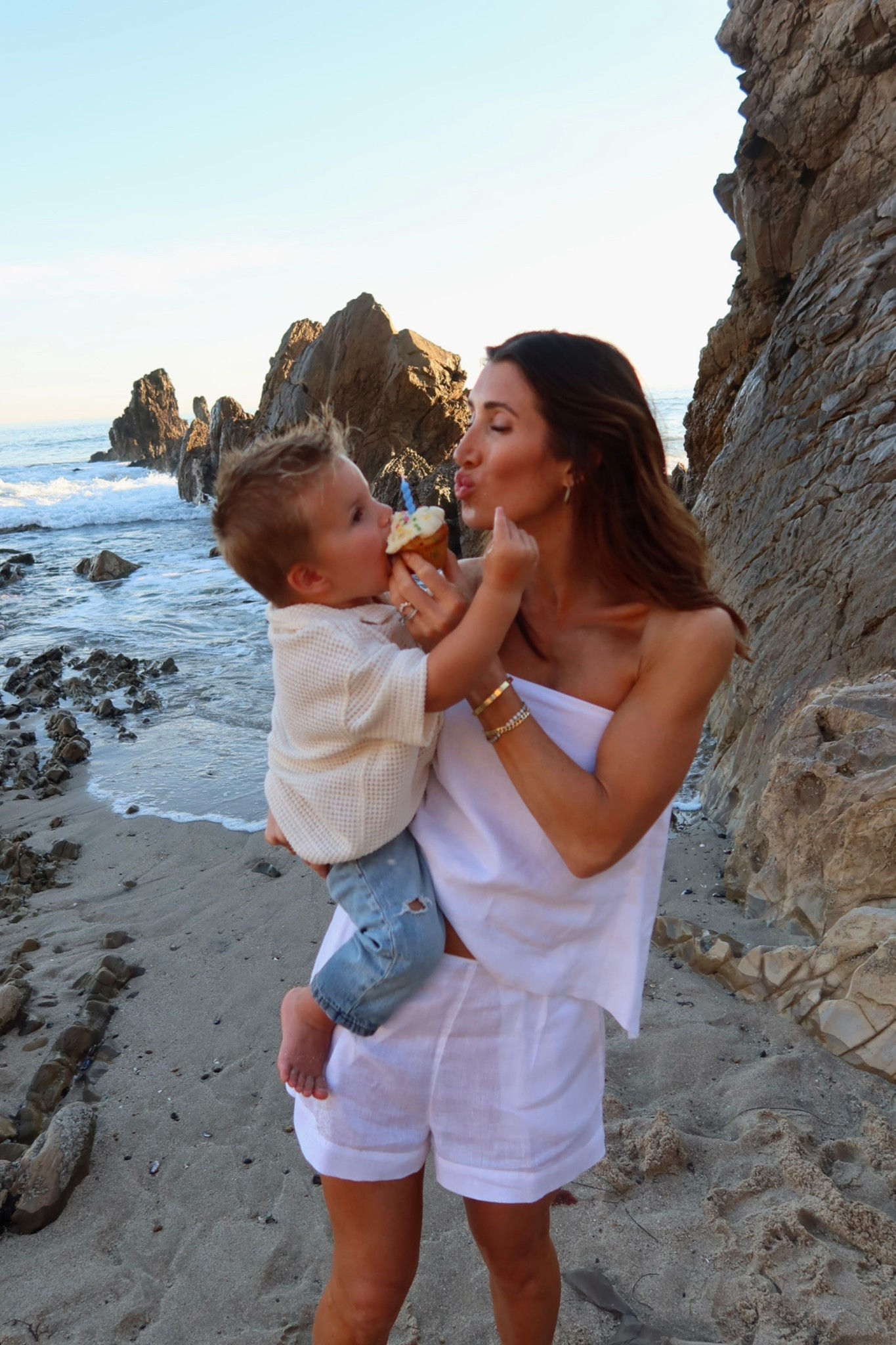 the perfect white linen set for summer 🤍☀️

#LTKootd #LTKKids #LTKmomlife