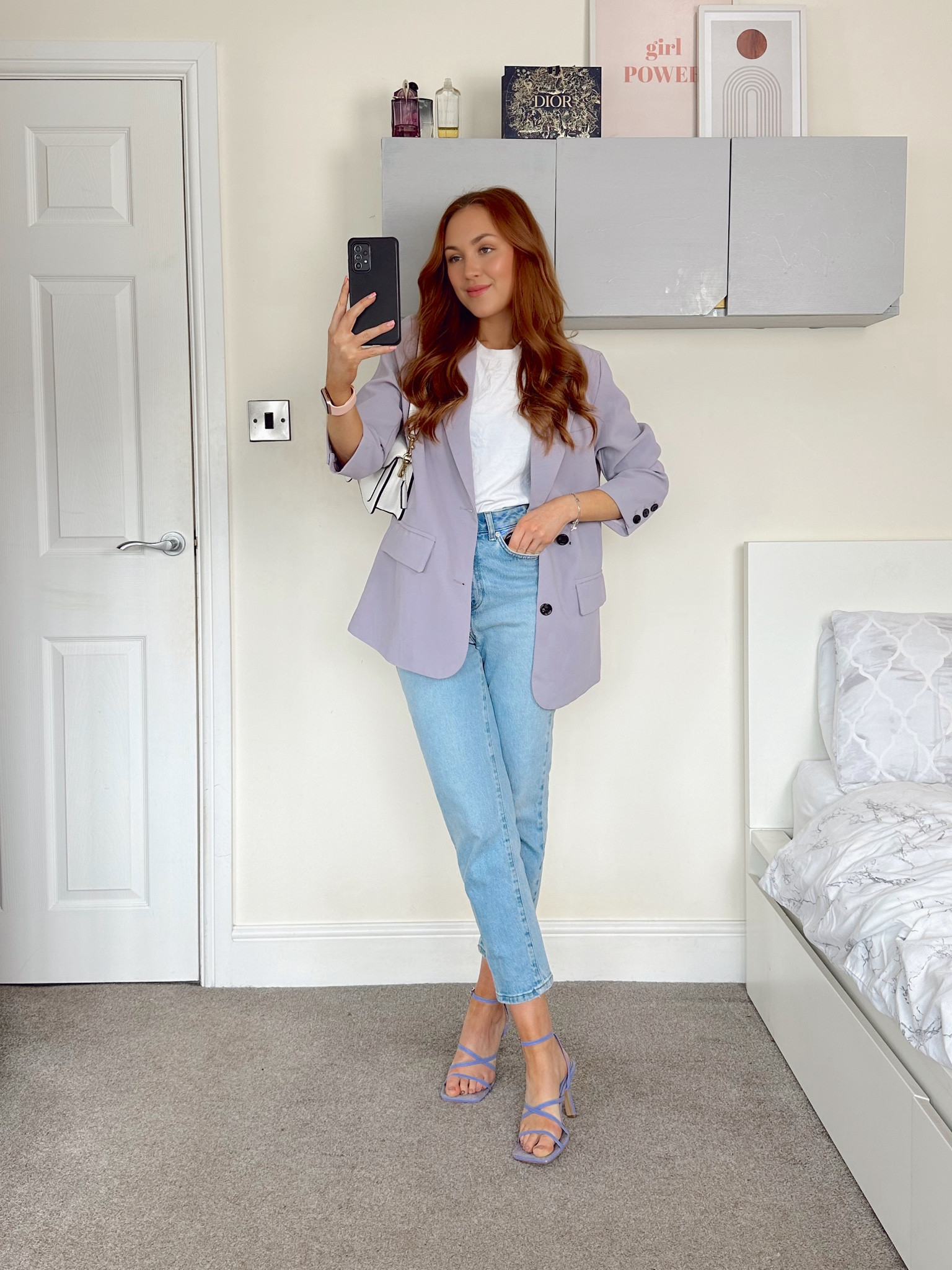 5 Items in my spring wardrobe that I couldn’t live without! 

I’ve found that as I’ve got older,  I’m much more drawn to investing in timeless pieces that I know I will rewear for years to come. Here are 5 items I couldn’t live without in my spring capsule wardrobe👇🏼 

A pastel blazer - A good quality blazer should be a non negotiable in your wardrobe. Over the past couple of years I’ve picked up a few in various spring shades to help bring my outfits together. 

A satin midi skirt - The perfect transitional piece for when it’s not quite warm enough to have your legs exposed. 

A cotton shirt - Whether you’re heading into the office, or out for brunch, a cotton shirt is always an easy item to reach for and style. 

White jeans - Such a versatile piece and they seem to go with everything! 

Trench coat - Finally we have the all important trench coat. I’m a big believer that every woman should have a reliable trench coat. I’ve had this one for about a year now and I couldn’t tell you how much wear I’ve had out of it! 

#LTKSeasonal #LTKstyletip #LTKfindsunder50