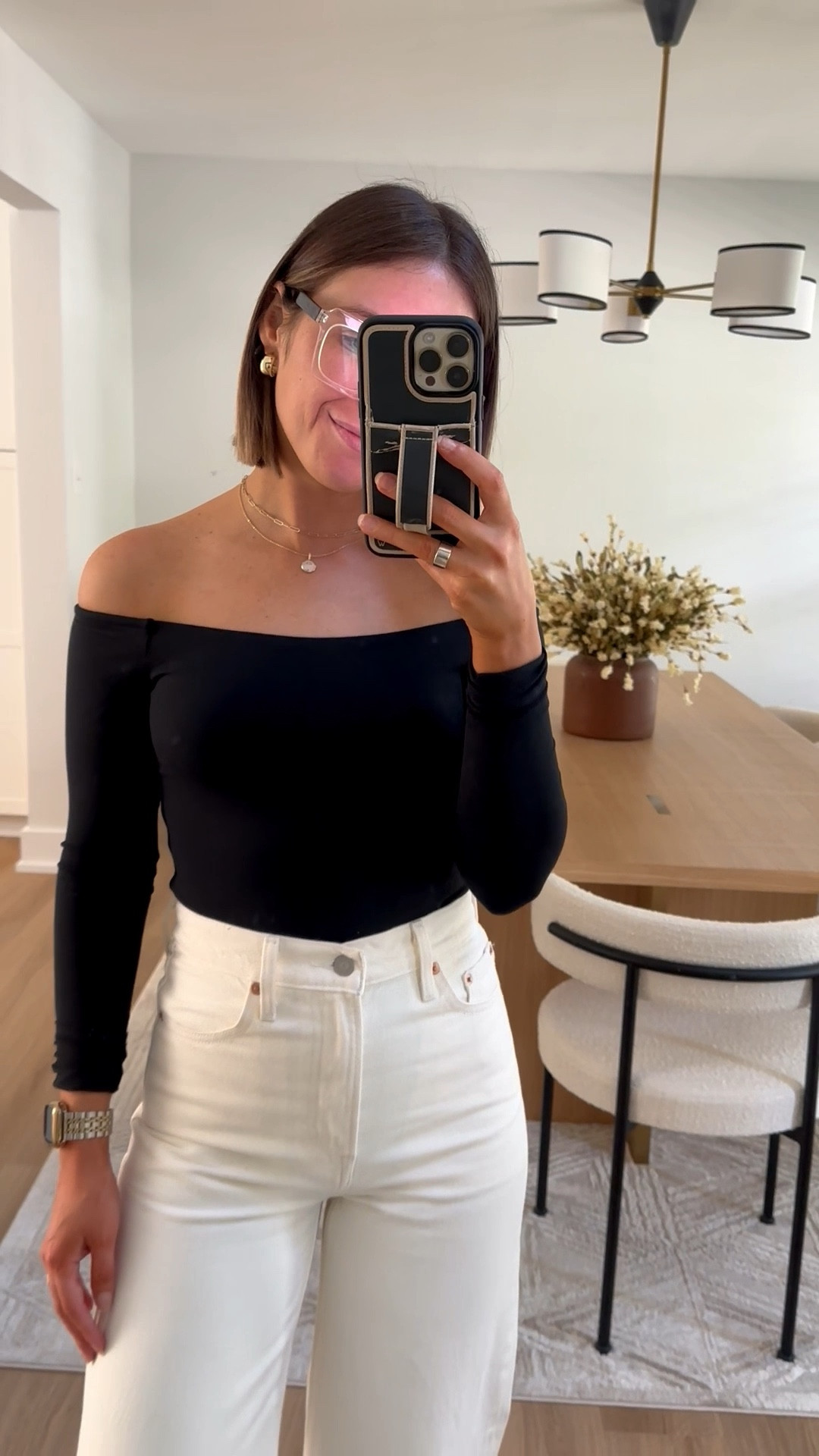 Levi’s ribcage wide leg women’s jeans size 25x30 tts I’m 5’3” and I love the fit of these!! And they look great on the butt!

@Nuuds black off the shoulder bodysuit size small tts 

Levi’s, Levi’s jeans, white jeans, cream jeans, wide leg jeans, nuuds, nuuds off the shoulder bodysuit, black bodysuit, bodysuit, ballet flats, Nordstrom flats, suede flats, chocolate brown flats, Mary Jane’s


#LTKFindsUnder100 #LTKootd #LTKPetite