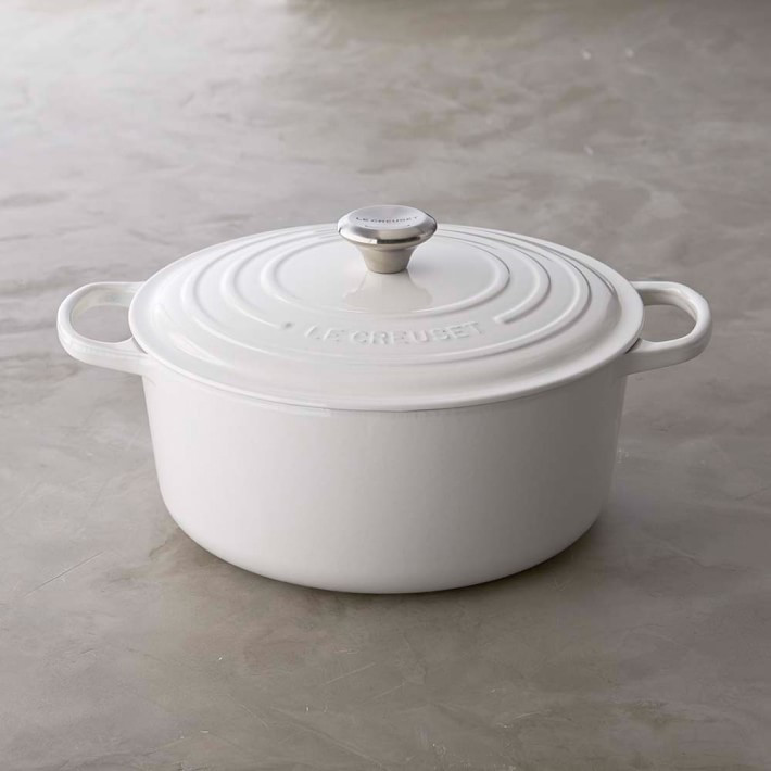 Le Creuset Signature Enameled Cast Iron Round Dutch Oven | Williams-Sonoma
