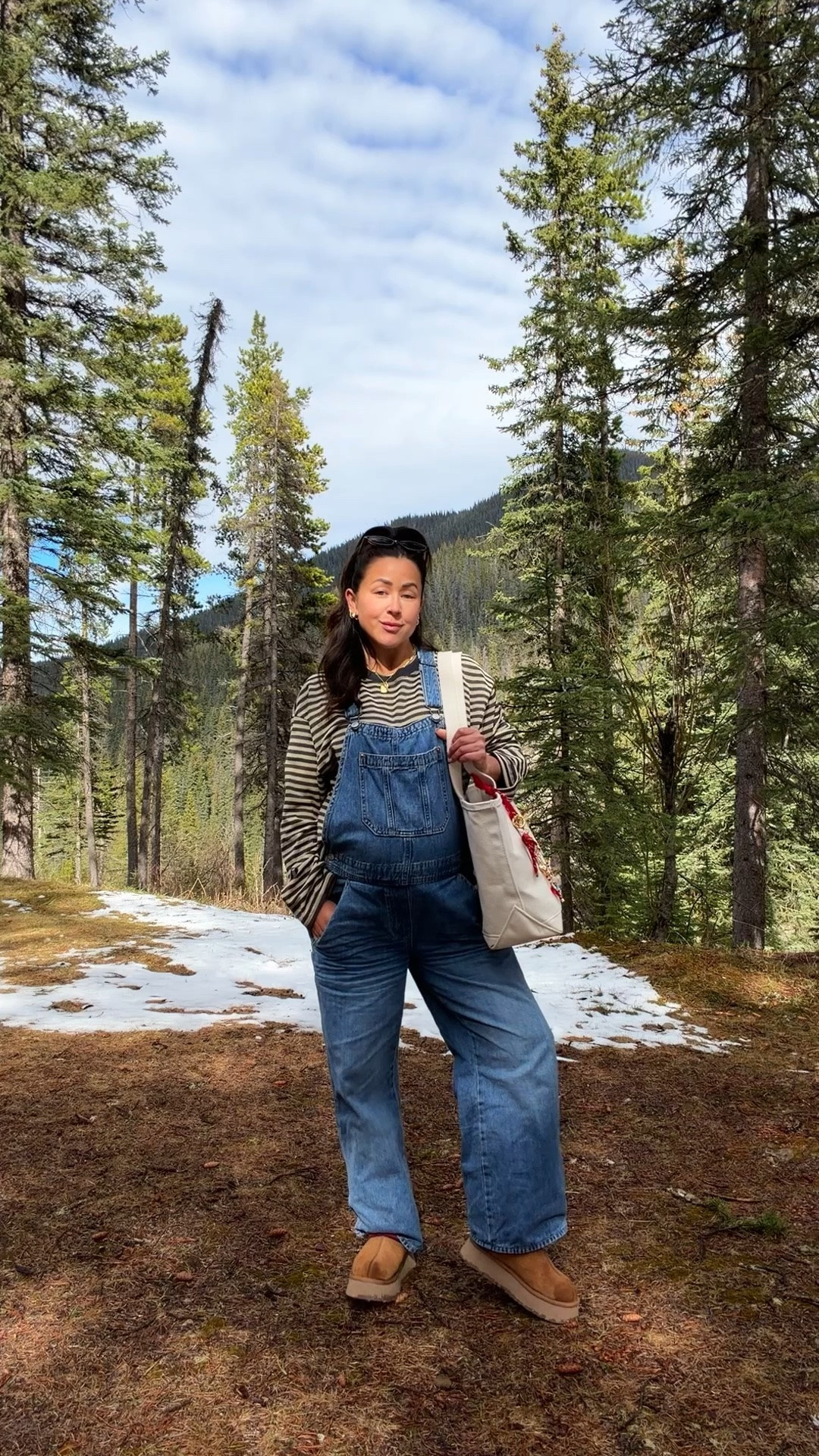 35 week bump update! Loving these overalls this pregnancy 🤰🏻

#LTKcanada #LTKmaternity #LTKstyletip