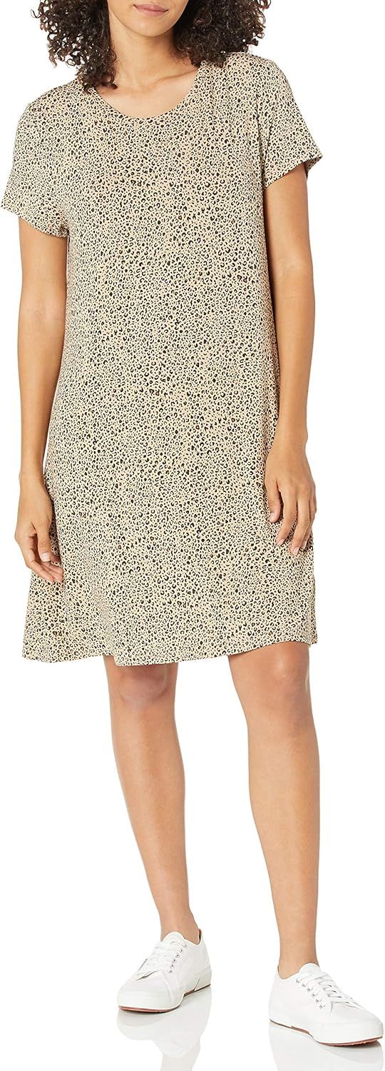 Amazon Essentials Women's Short Sleeve Scoopneck A-line Shirt Dress | Amazon (US)