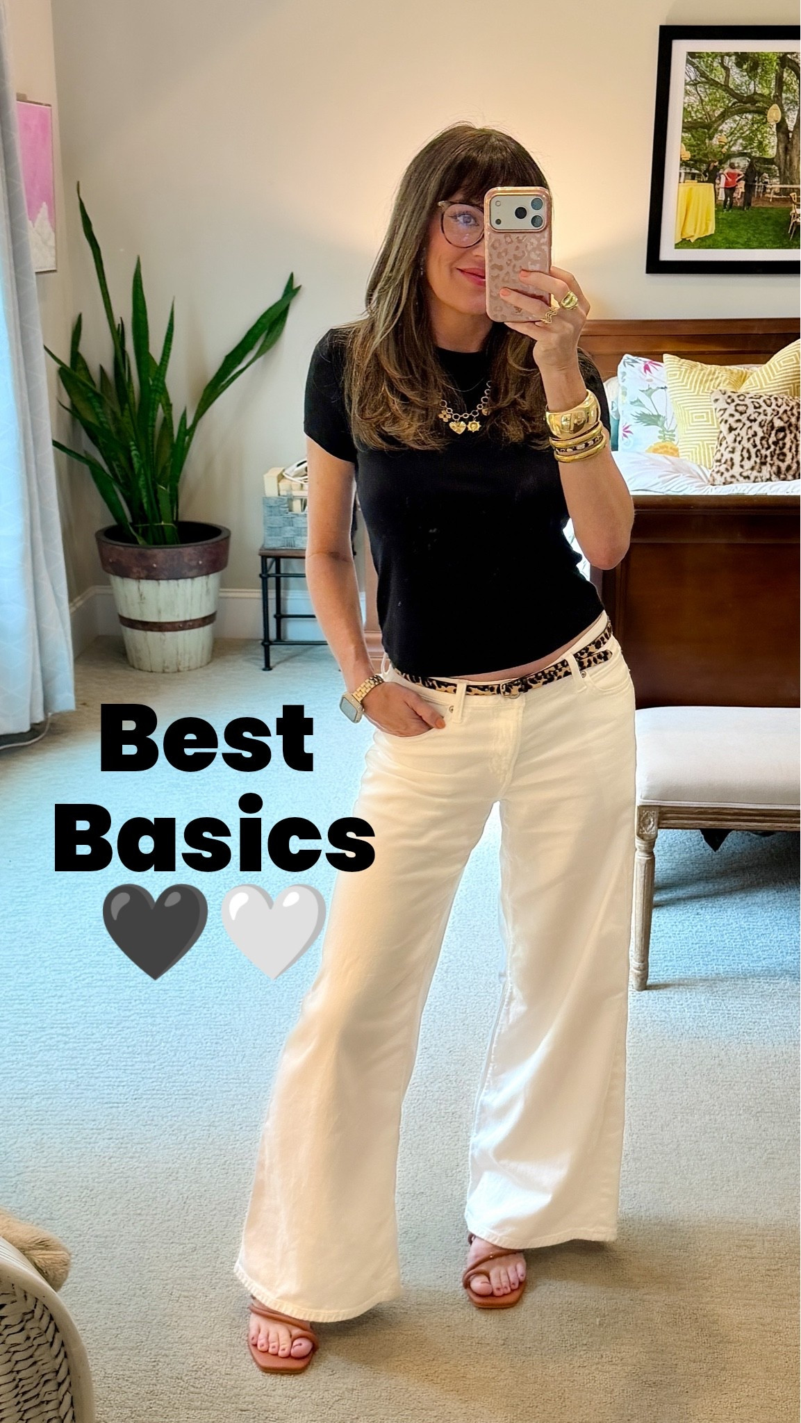 Don’t sleep on owning my “perfect outfit” I grab when I have no idea what else to wear. And yes, your white wide leg jeans will transition to winter nicely by just changing shoes! (Aaaand most white jeans are on sale right now!!)

#LTKgrwm #LTKSaleAlert #LTKOver40