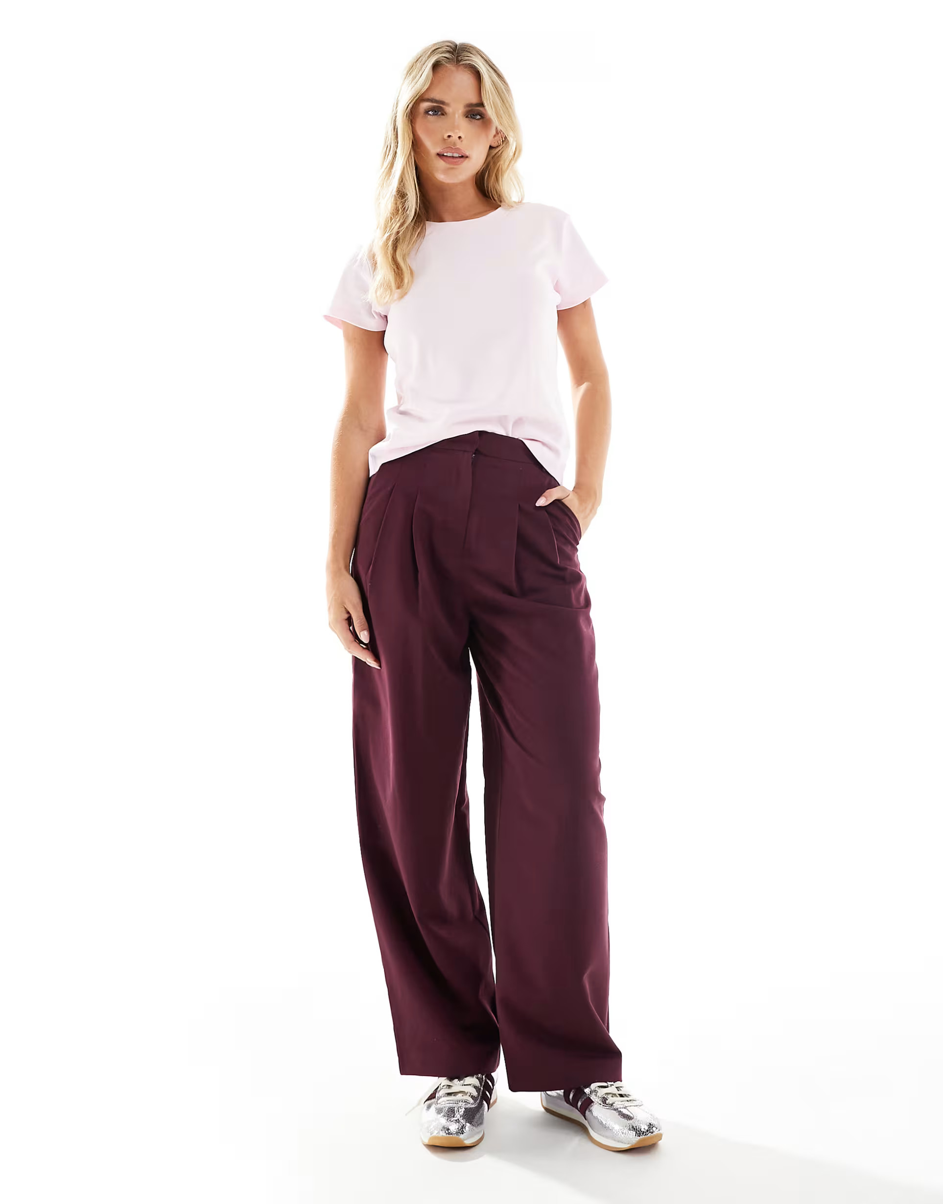 Miss Selfridge Petite tailored wide leg trouser in dark plum | ASOS | ASOS (Global)