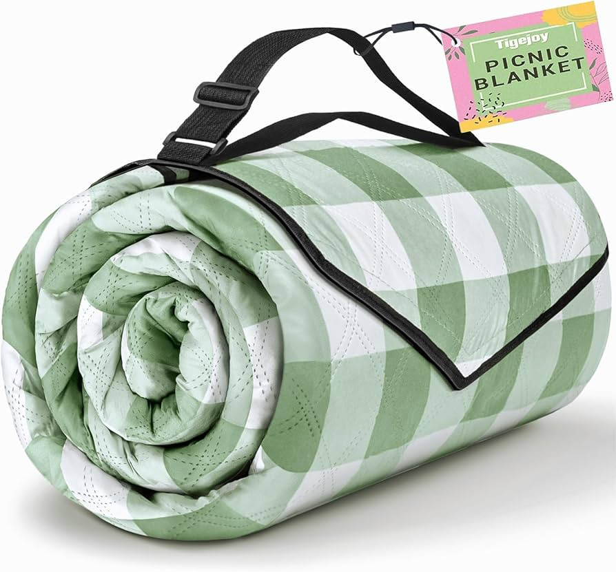 TigeJoy Extra Large Picnic Blanket Waterproof Foldable 118''x118'', Outdoor Picnic Mat Beach Blan... | Amazon (US)