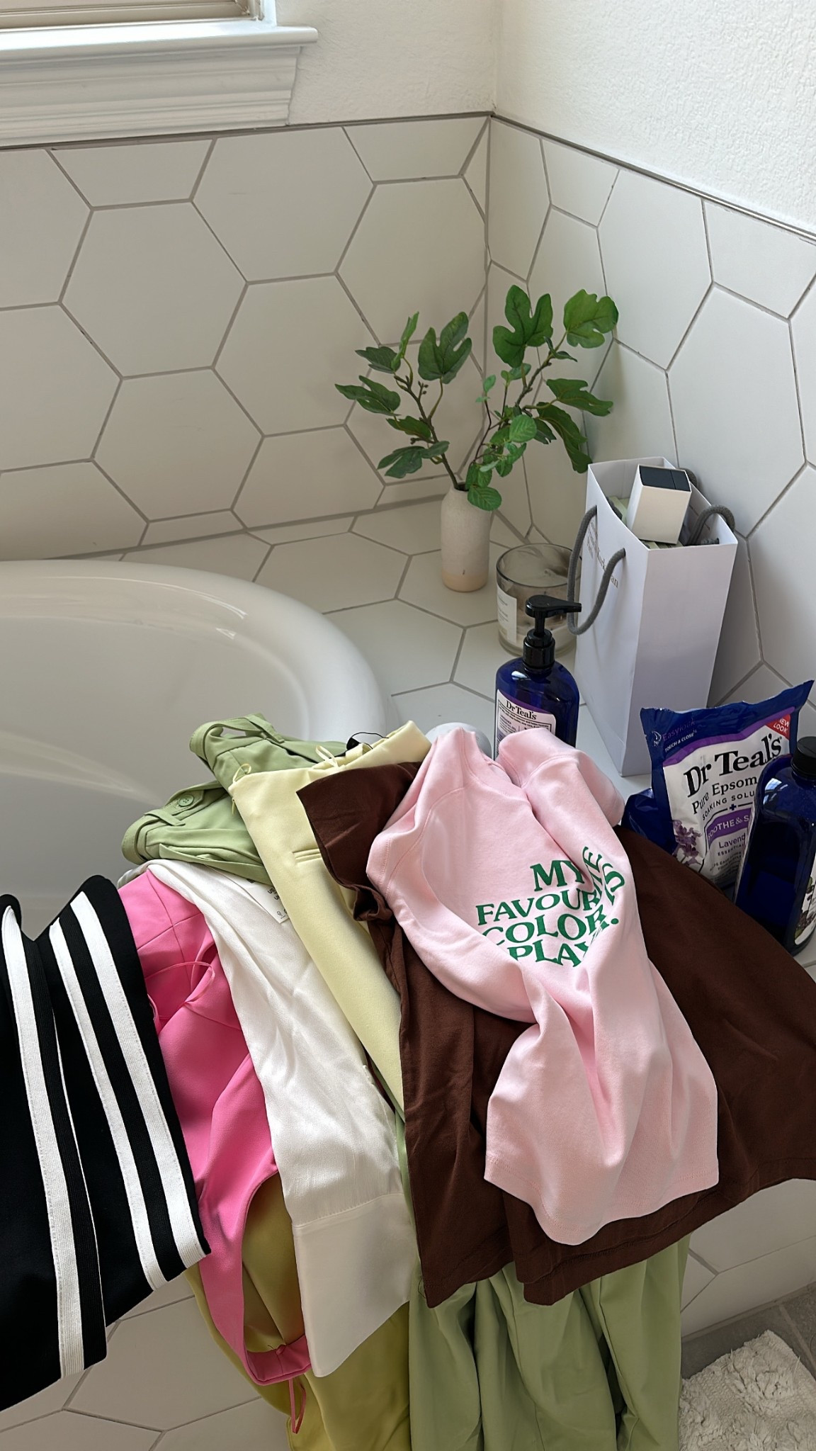 Zara new collection 2025

#LTKFestival #LTKMidsize #LTKFindsUnder50