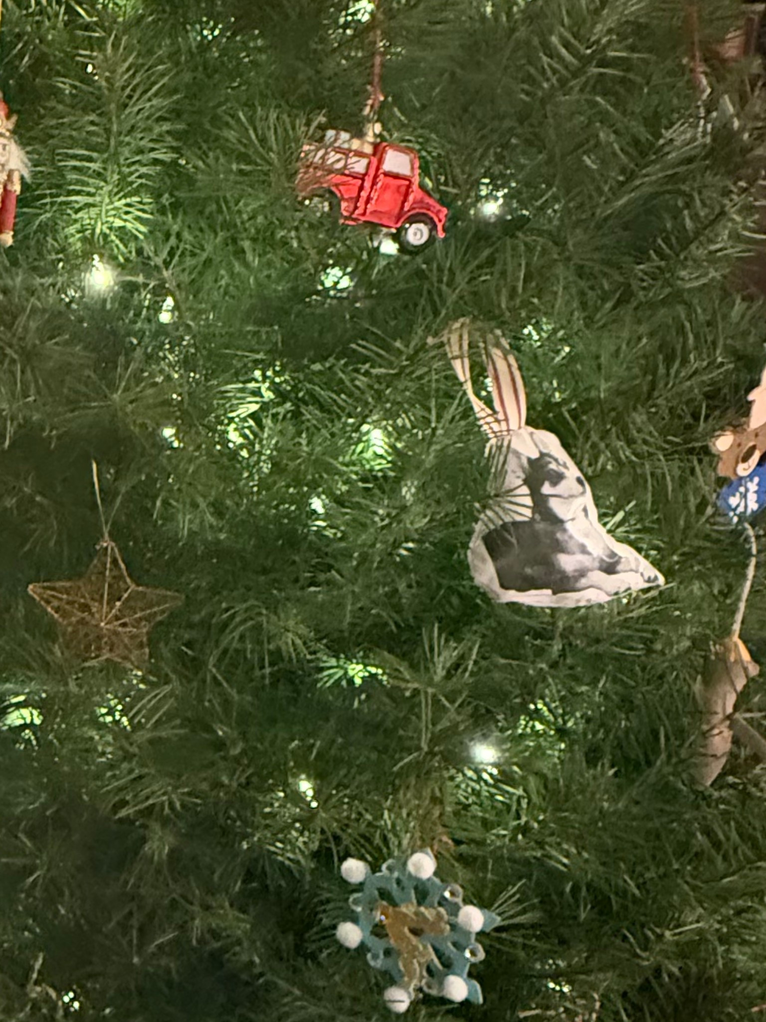 A holiday gift guide of all my faves