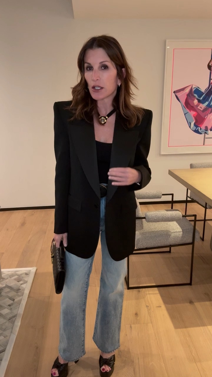 Black Blazer + Tank + Denim!
Love this combo for an elevated chic look. 

What would Hattie think? 

❤️ EAB


#LTKItBag #LTKOver40 #LTKStyleTip