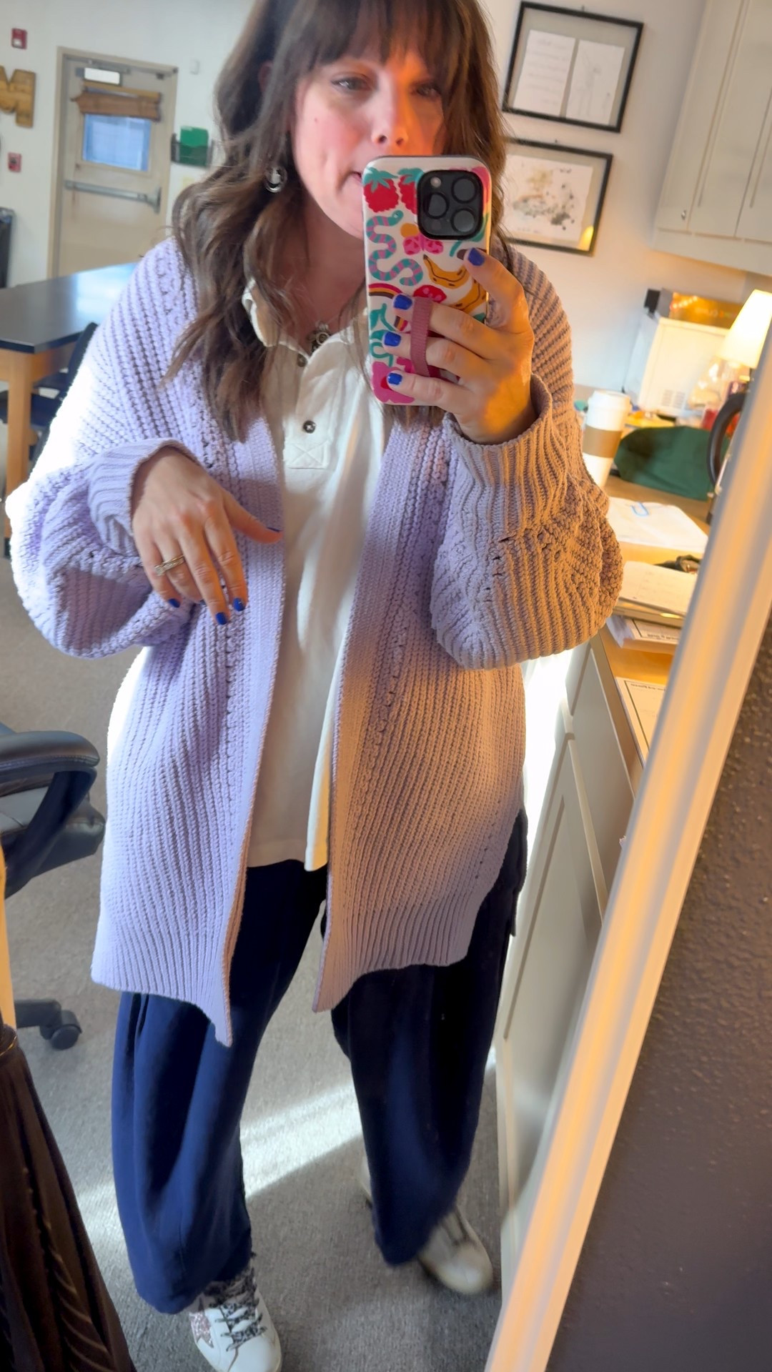 Oversized and comfy Monday perfection 💜