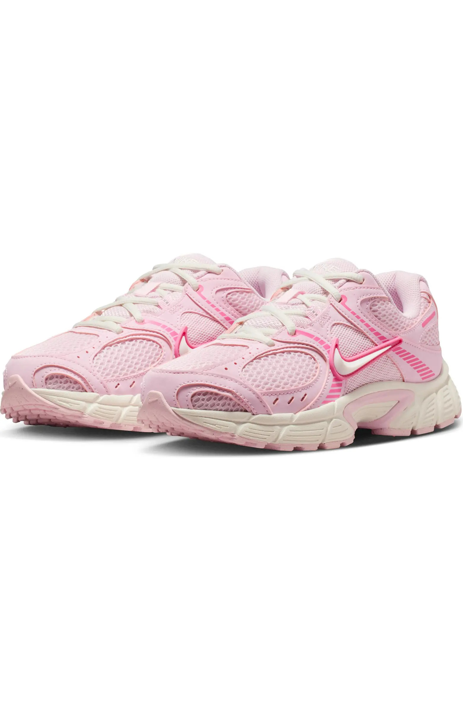 Nike V5 RNR Sneaker (Women) | Nordstromrack | Nordstrom Rack