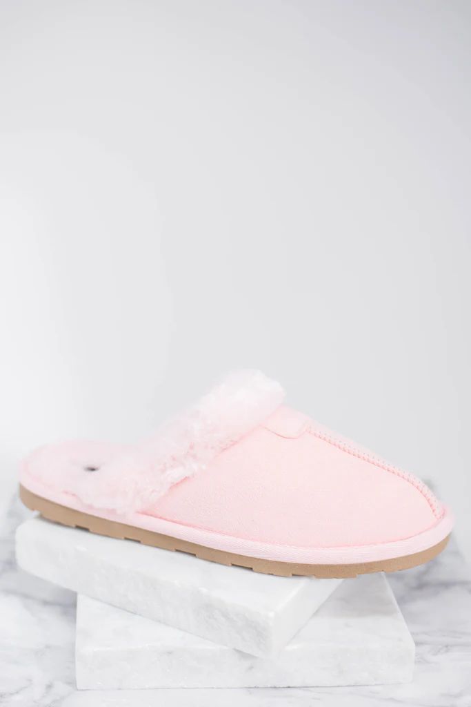 Homeward Bound Pink Slippers | The Mint Julep Boutique