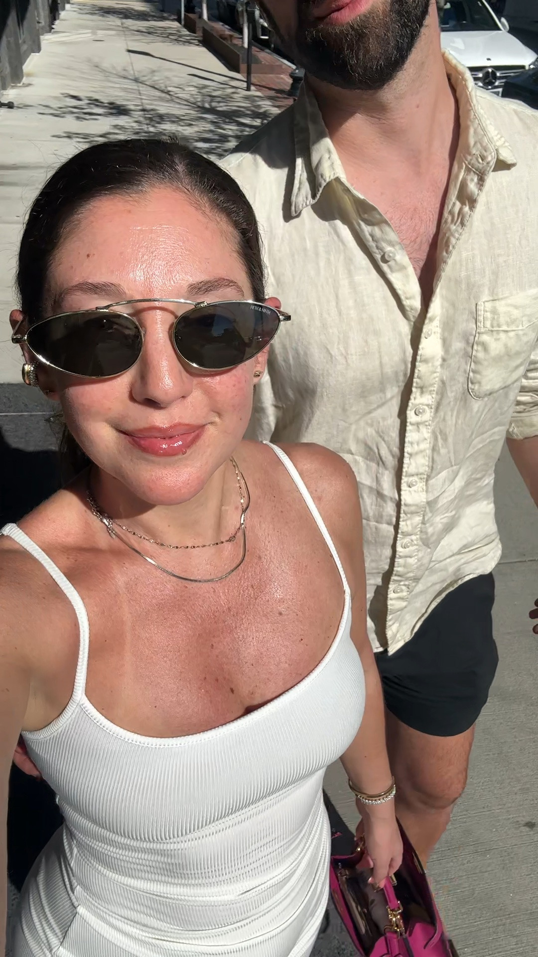 A little tan makes me so much happier 🤣🤍🏖️