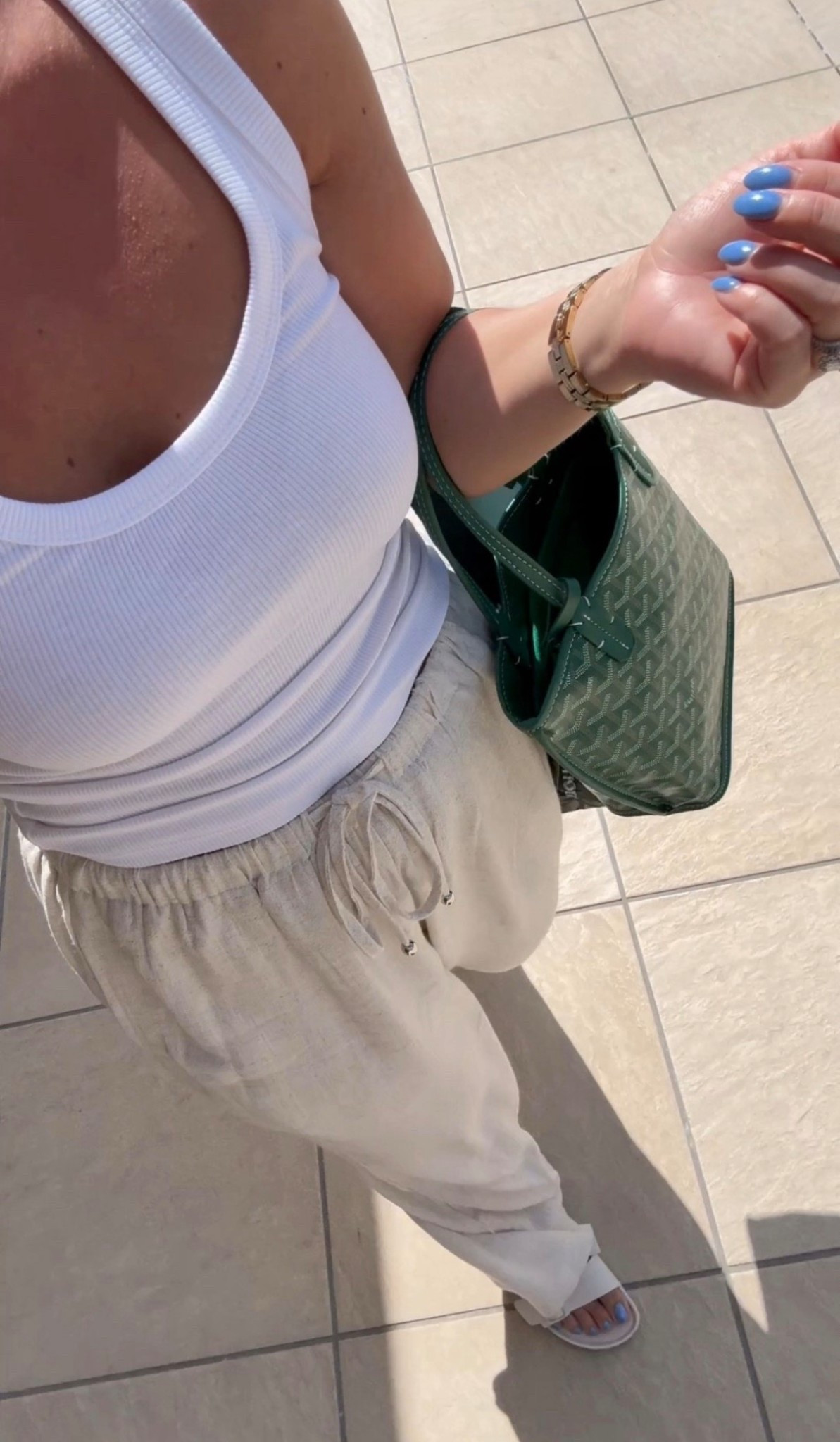 Linen pants from Amazon! These are so good 🤌🏼

#LTKgrwm #LTKSeasonal #LTKootd