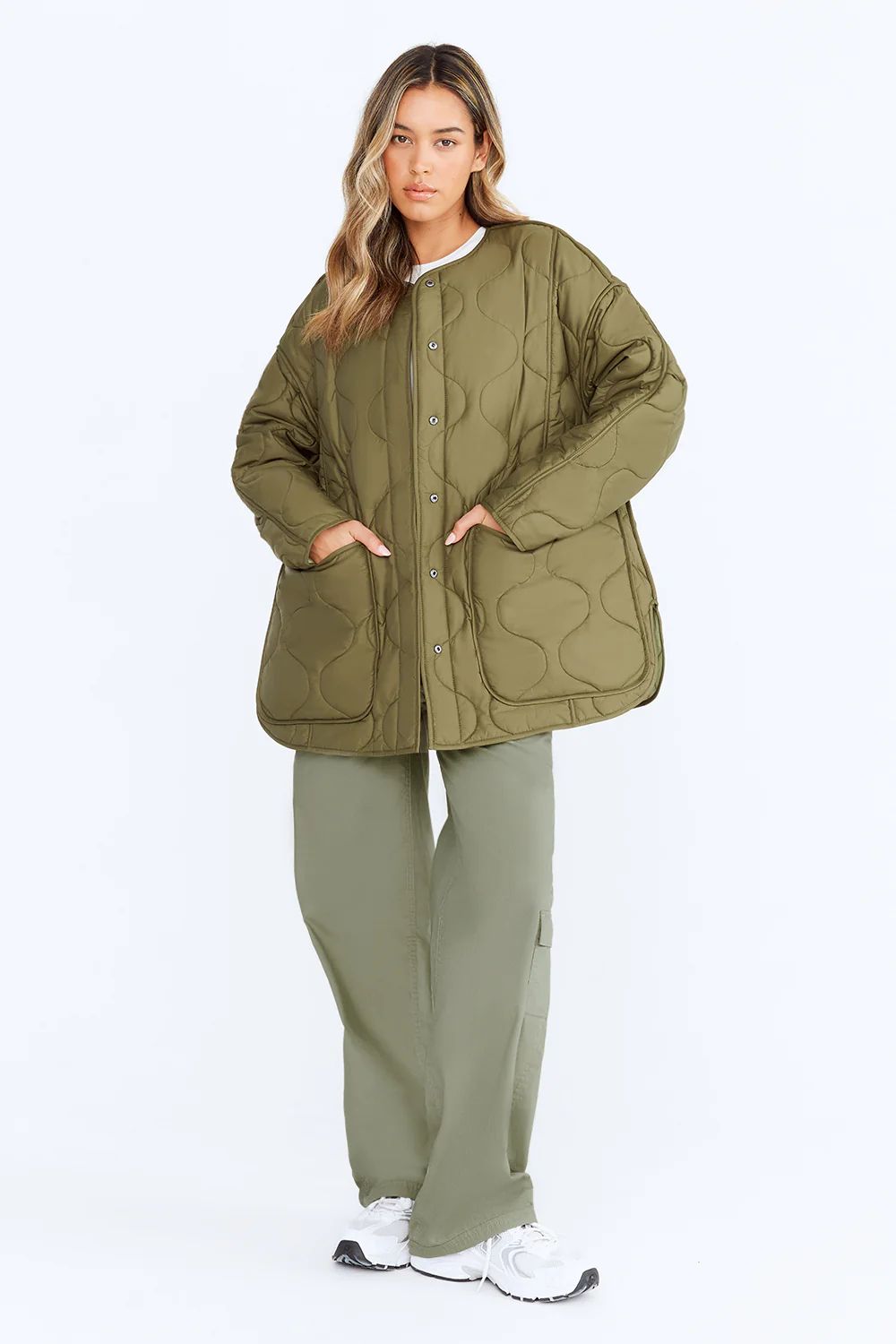OVERSIZED REVERSIBLE QUILTED JACKET- LIGHT OLIVE AND ARMY GREEN | TALA (UK)