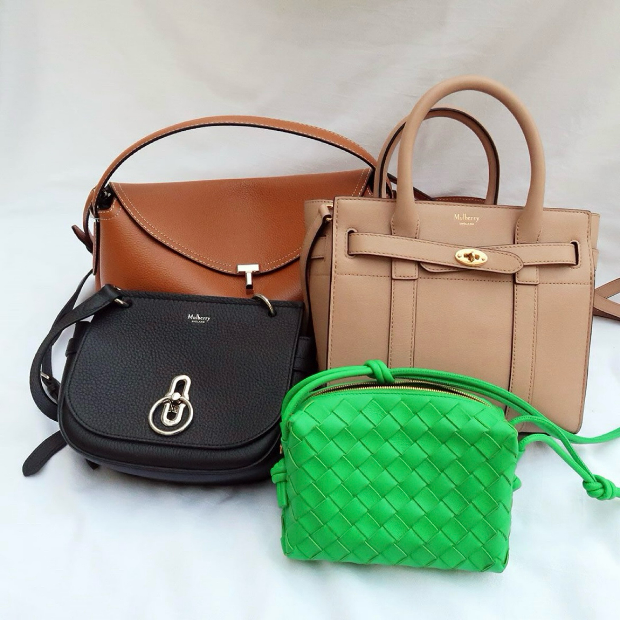 Winter handbag capsule wardrobe ❤️ keeping things classic and simple ❤️

#LTKitbag #LTKGiftGuide #LTKover40