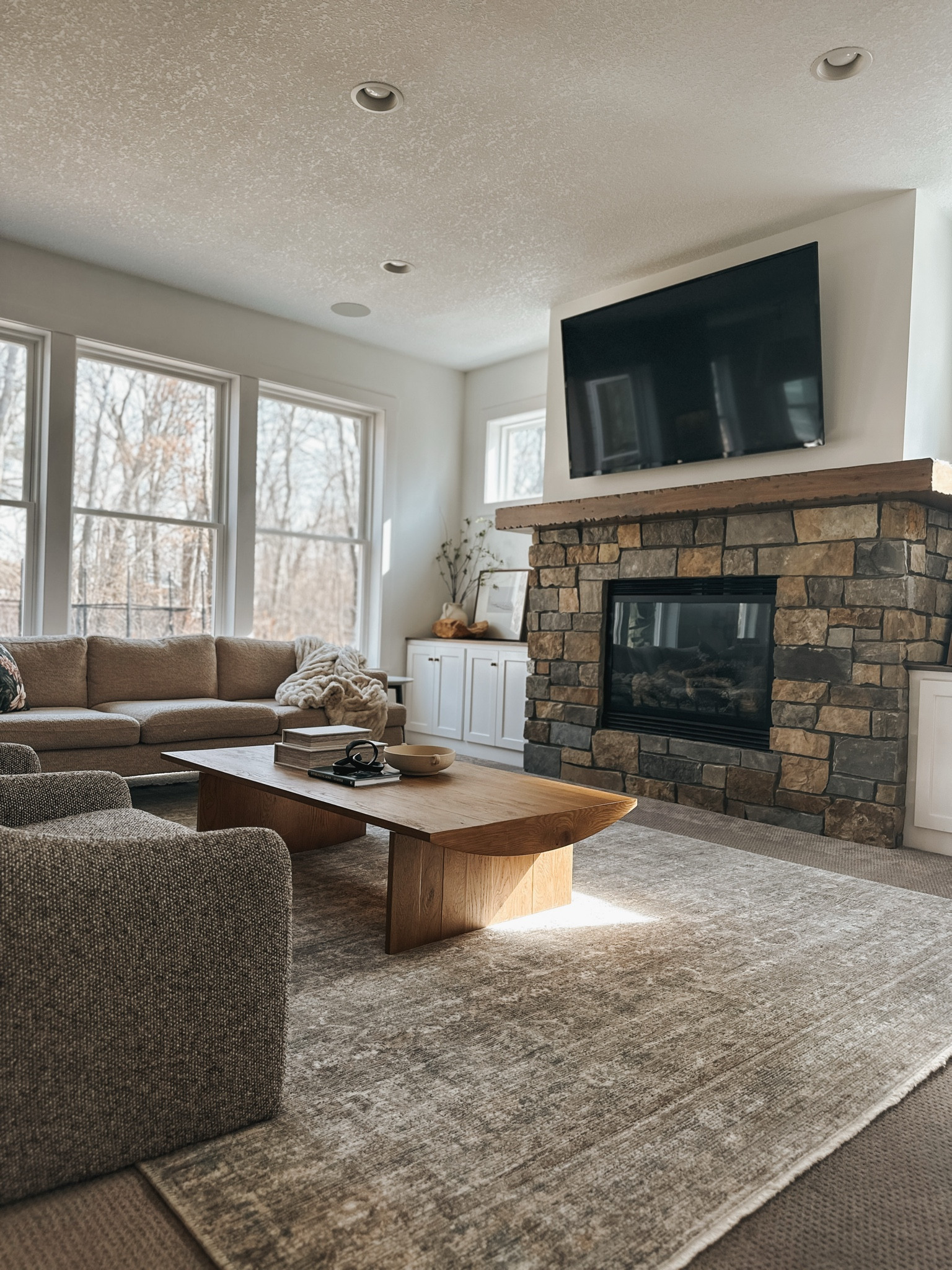 My Loloi Molly rug is on sale at Wayfair! 🎉

This is an amazing low pile rug with soft, subtle colors and textures! 

#LTKSaleAlert #LTKHome