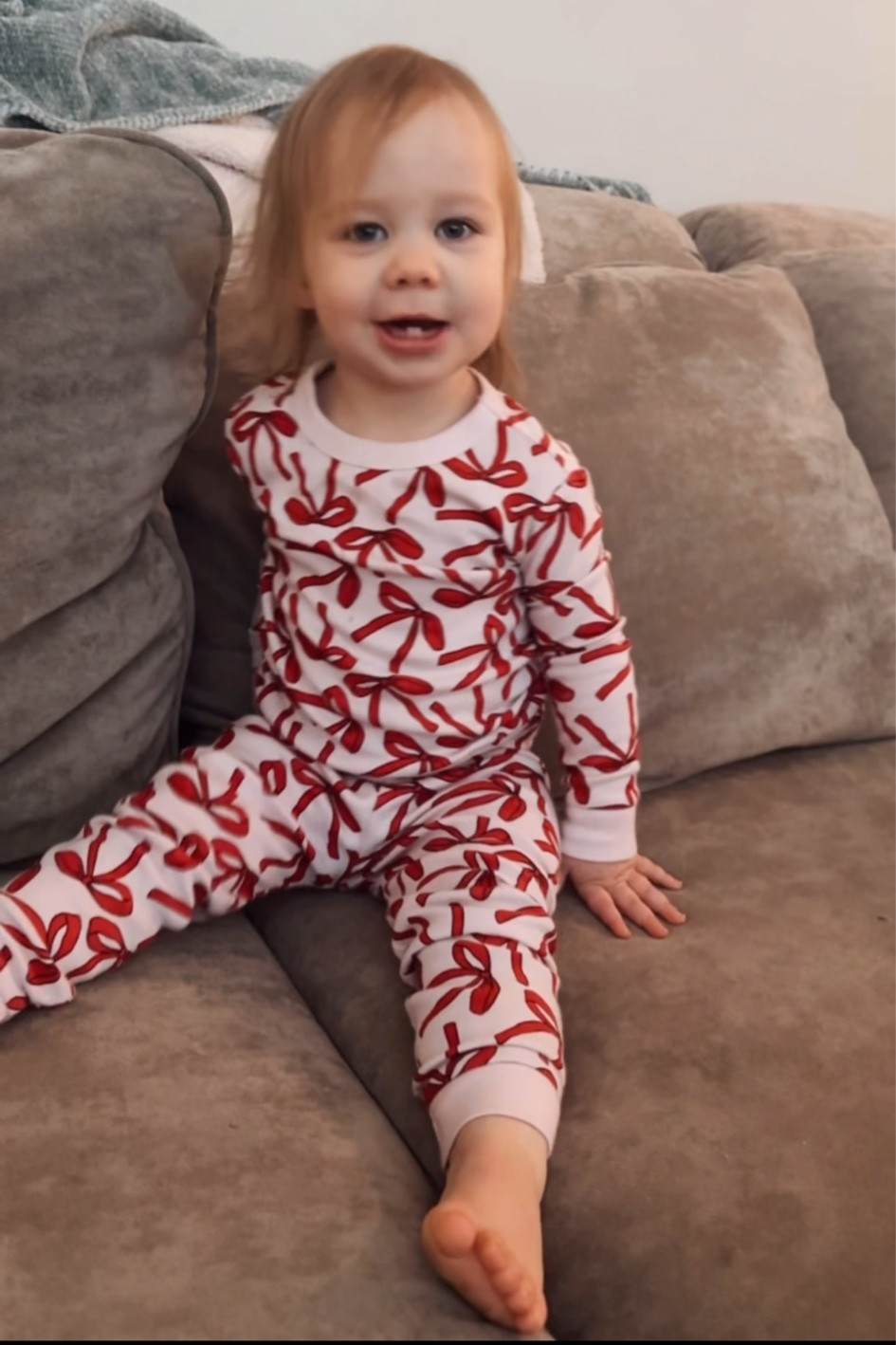 The cutest bow pj’s 🎀

#babygap #bows #babypjs #toddlerpjs

#LTKBaby #LTKSaleAlert #LTKFindsUnder50