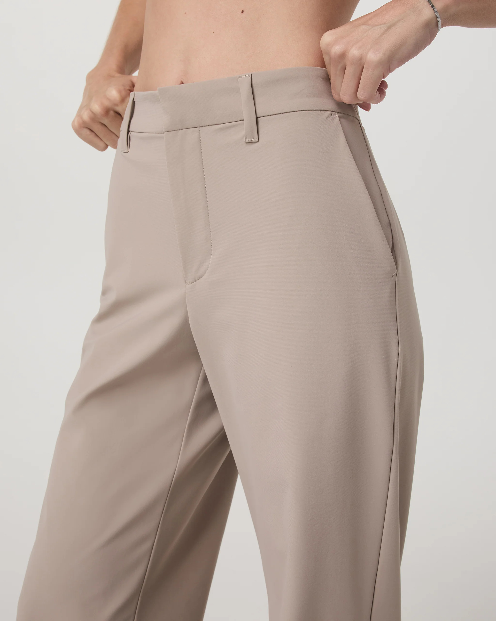 Miles Trouser | Women's Willow Grey Straight Leg Pants | Vuori | Vuori Clothing (US & Canada)