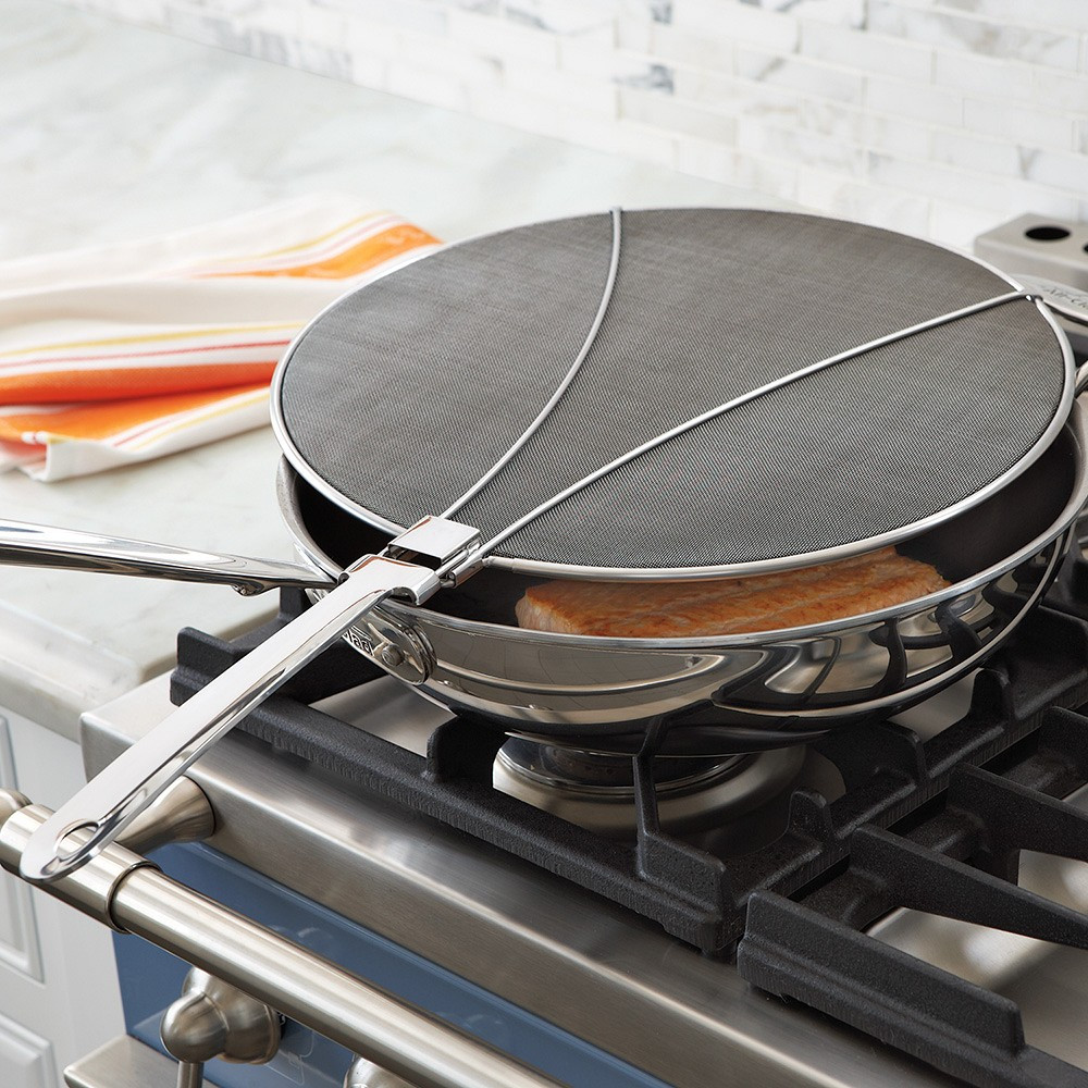Williams Sonoma Stainless-Steel Odor Absorbing Splatter Screen with Folding Handle | Williams-Sonoma