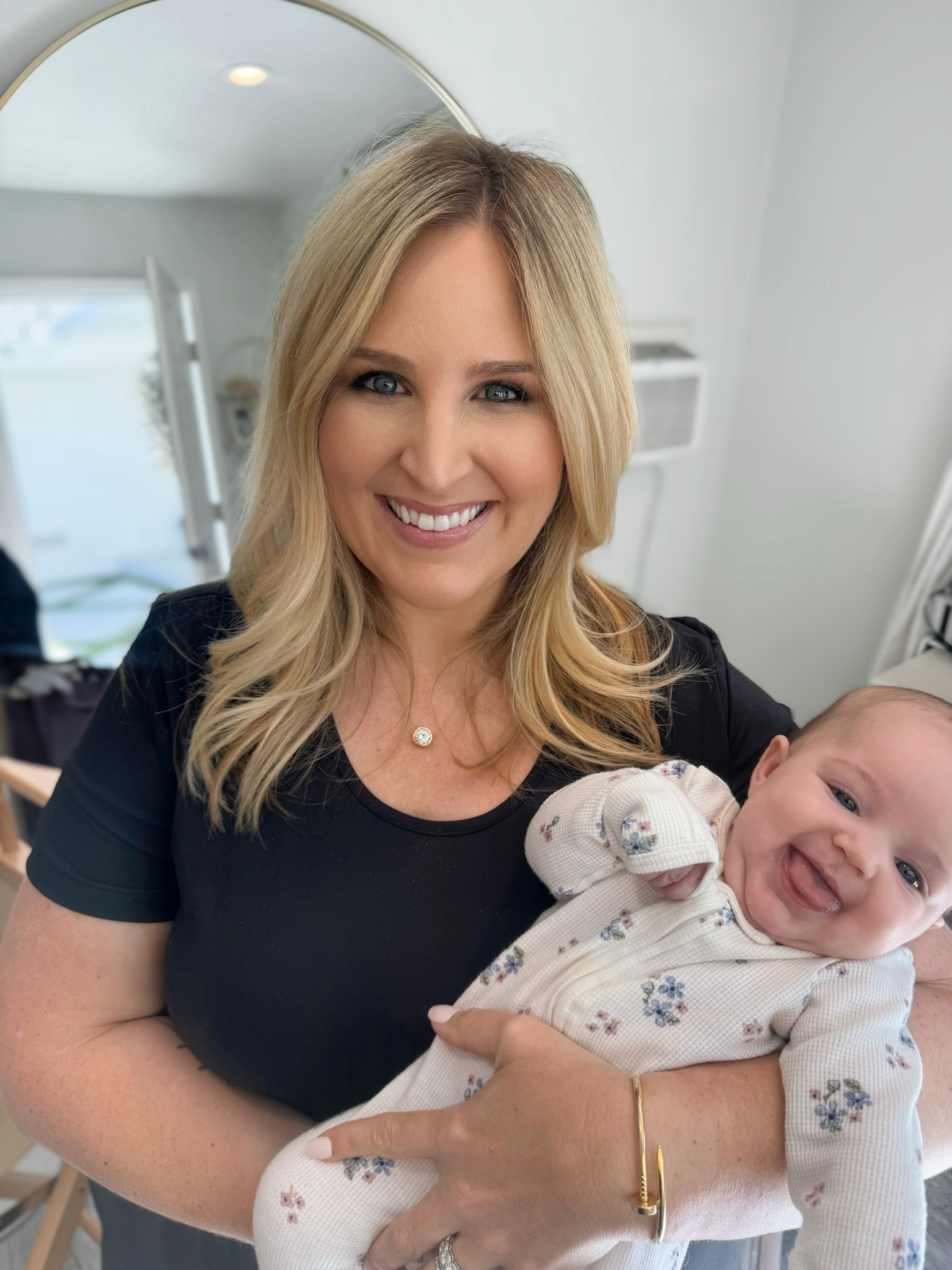 Soft glam, made simple ✨

Today’s makeup lesson look on this gorgeous mama—fresh skin, soft definition, and that effortless glow we all love.

These are the exact products we used (and ones I constantly reach for in my kit + real life). Linking everything for you 🤍


#LTKgrwm #LTKBeauty #LTKmomlife