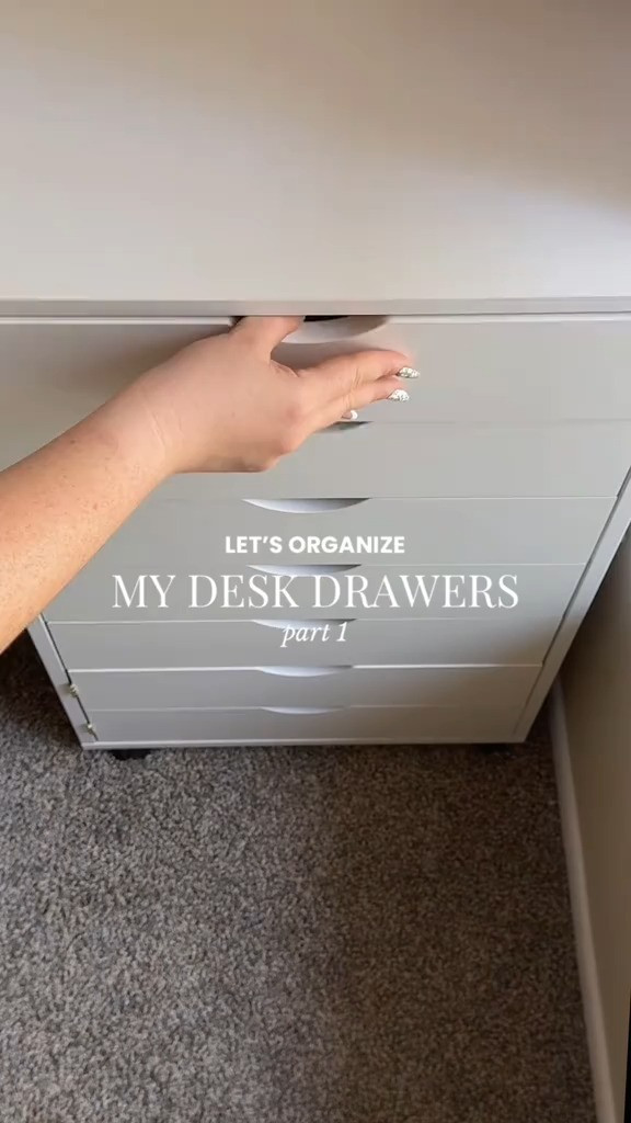 Organize my desk drawers with me 🤍🎀 


#amazonfinds #organizedhome #homeorganization #homrefresh #springrefresh #springcleaning #organizingasmr #organizing 

 #LTKHome #LTKSaleAlert #LTKFindsUnder50