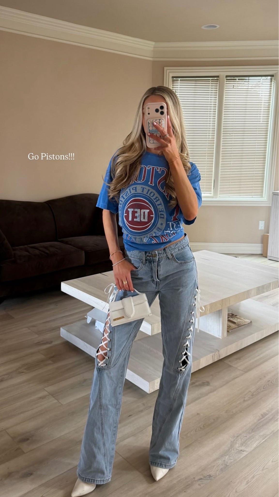 Detroit Pistons playoff outfit! 

Detroit Pistons gameday fit, basketball game outfit, lace up jeans, Lioness jeans, game day ootd, nba game outfit inspo

#LTKootd