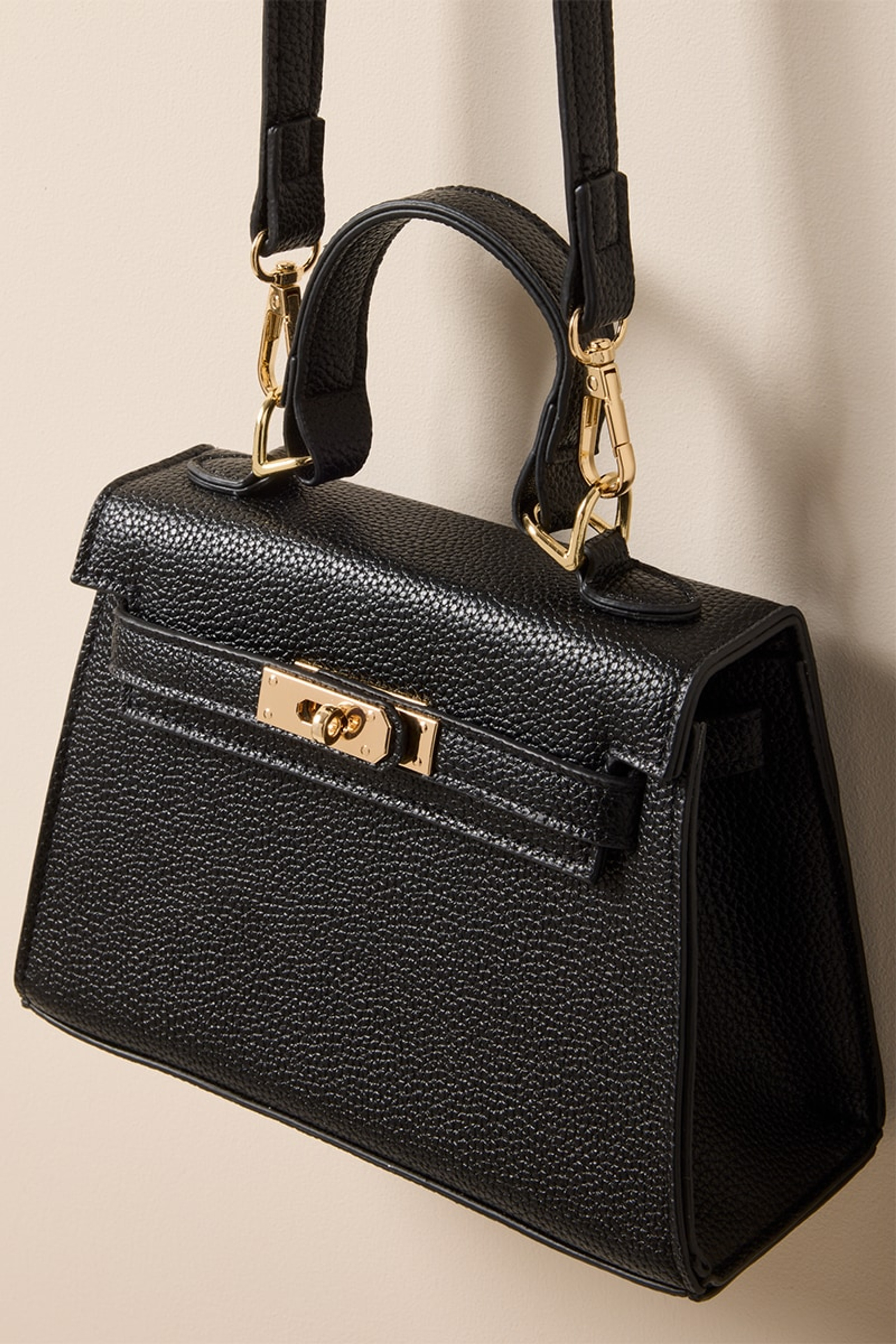 Hannah Turnlock Satchel Handbag | Francesca's