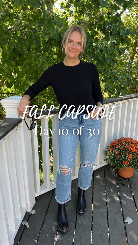 🍂Fall Capsule Styled Looks

Day 10!  Love this classic cashmere crewneck sweater offset by these edgy boyfriend jeans and Chelsea boots.  Such a fun fall look! 

#LTKSeasonal #LTKstyletip #LTKshoecrush