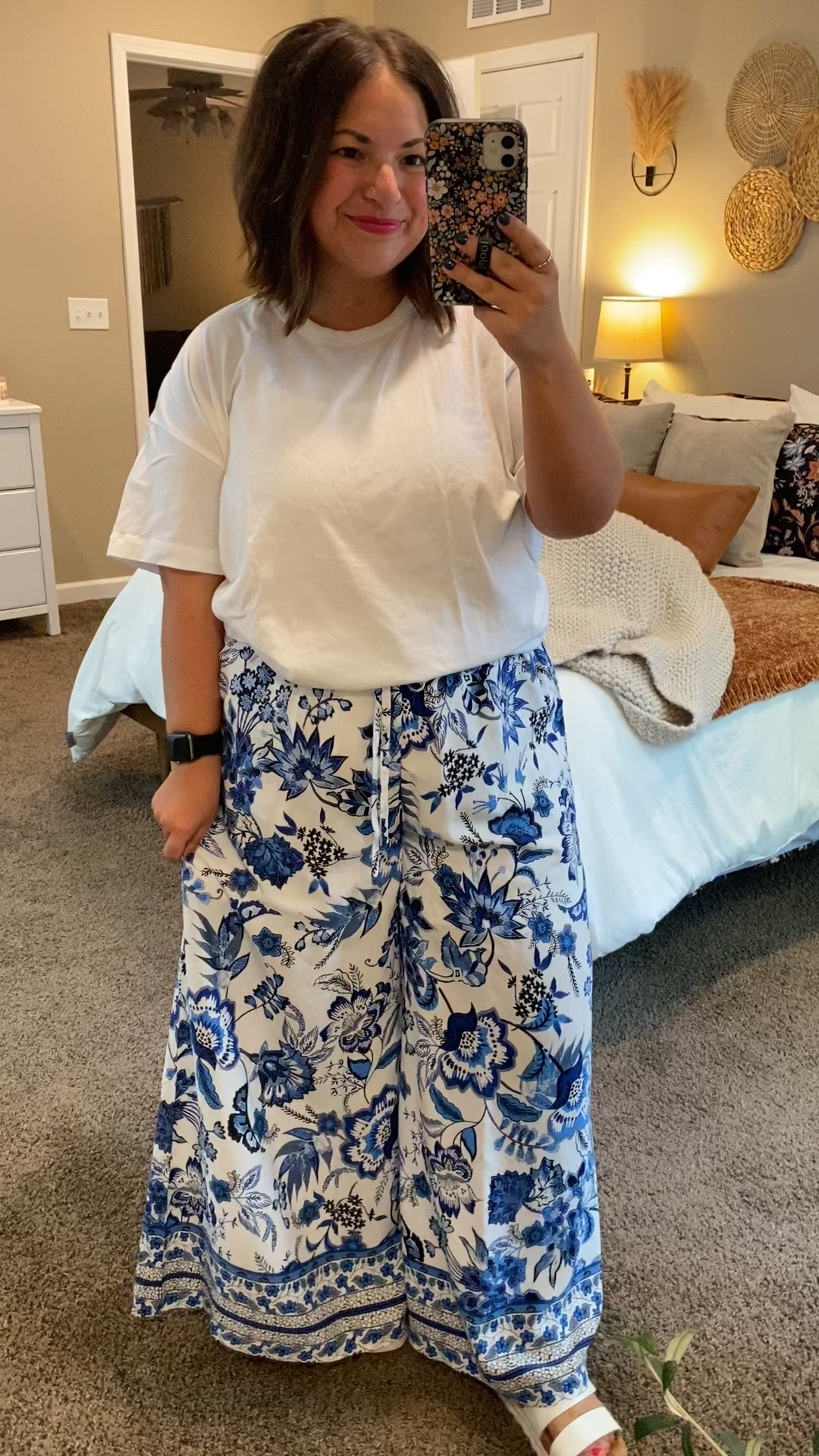 Ya'll know I can't resist a fun pair of pants!!

sandals: fit true to size // wearing a 5
pants: fit true to size // wearing a large
tee: fits oversized // wearing a large 

 

#LTKMidsize #LTKStyleTip #LTKWorkwear