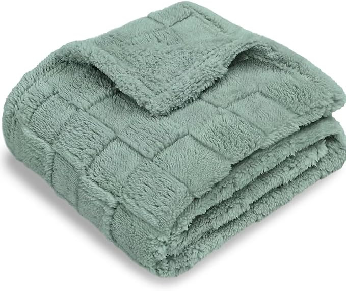 HOMRITAR Baby Blanket for Boys or Girls 3D Chessboard Grid Fleece Fluffy Toddlers Blanket Cozy Wa... | Amazon (US)
